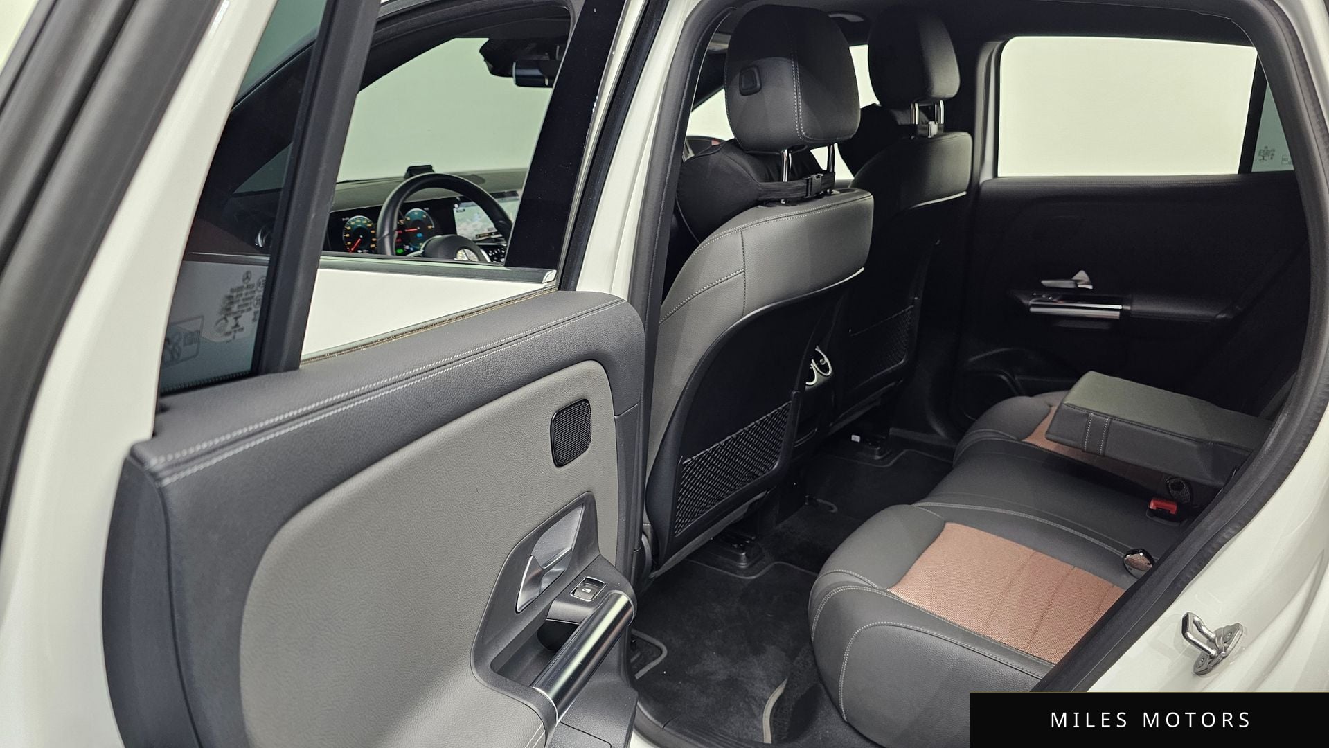 Mercedes-Benz EQA H243 2022 — миниатюра 11