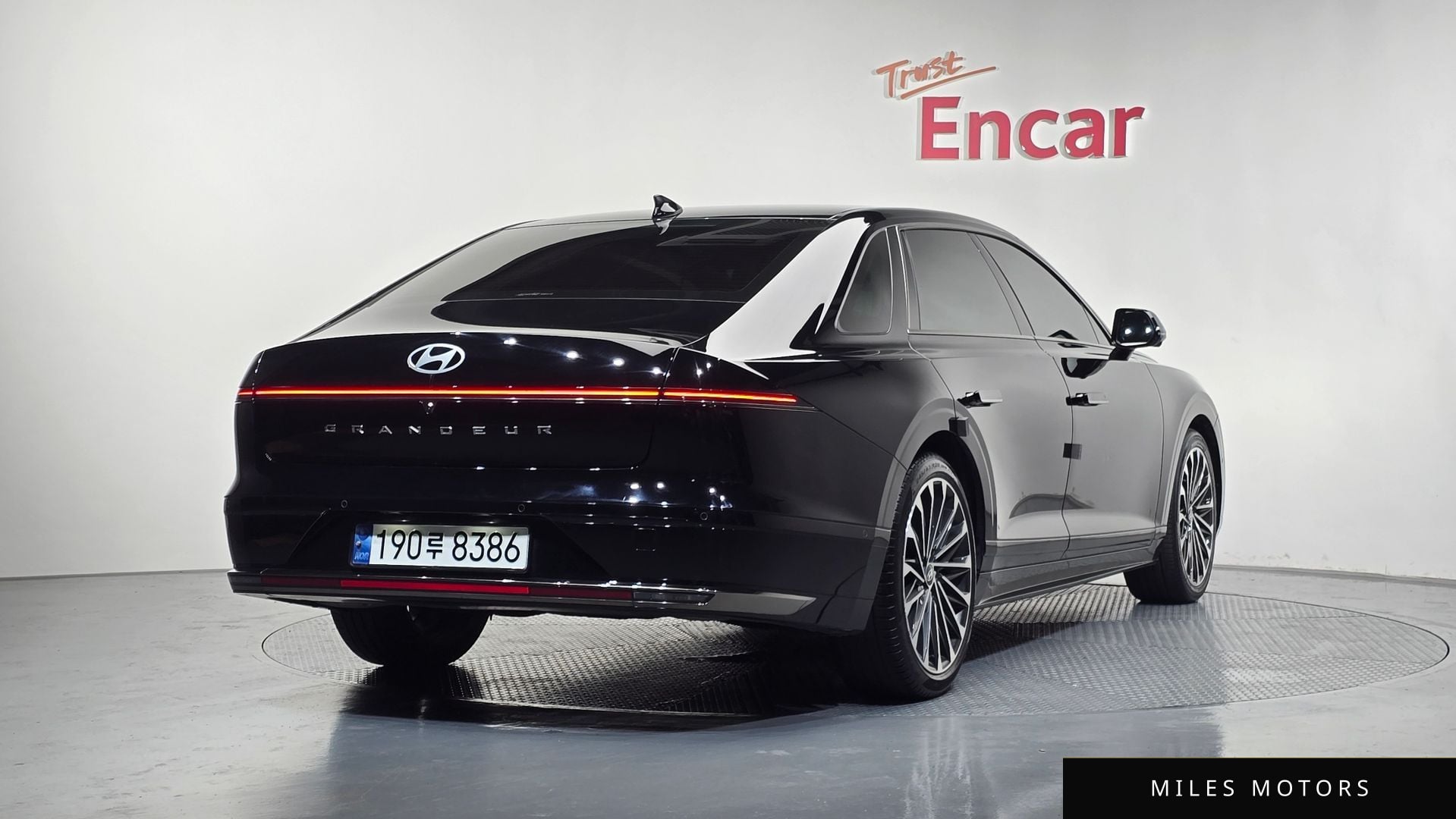 Hyundai Grandeur 2023 — миниатюра 2