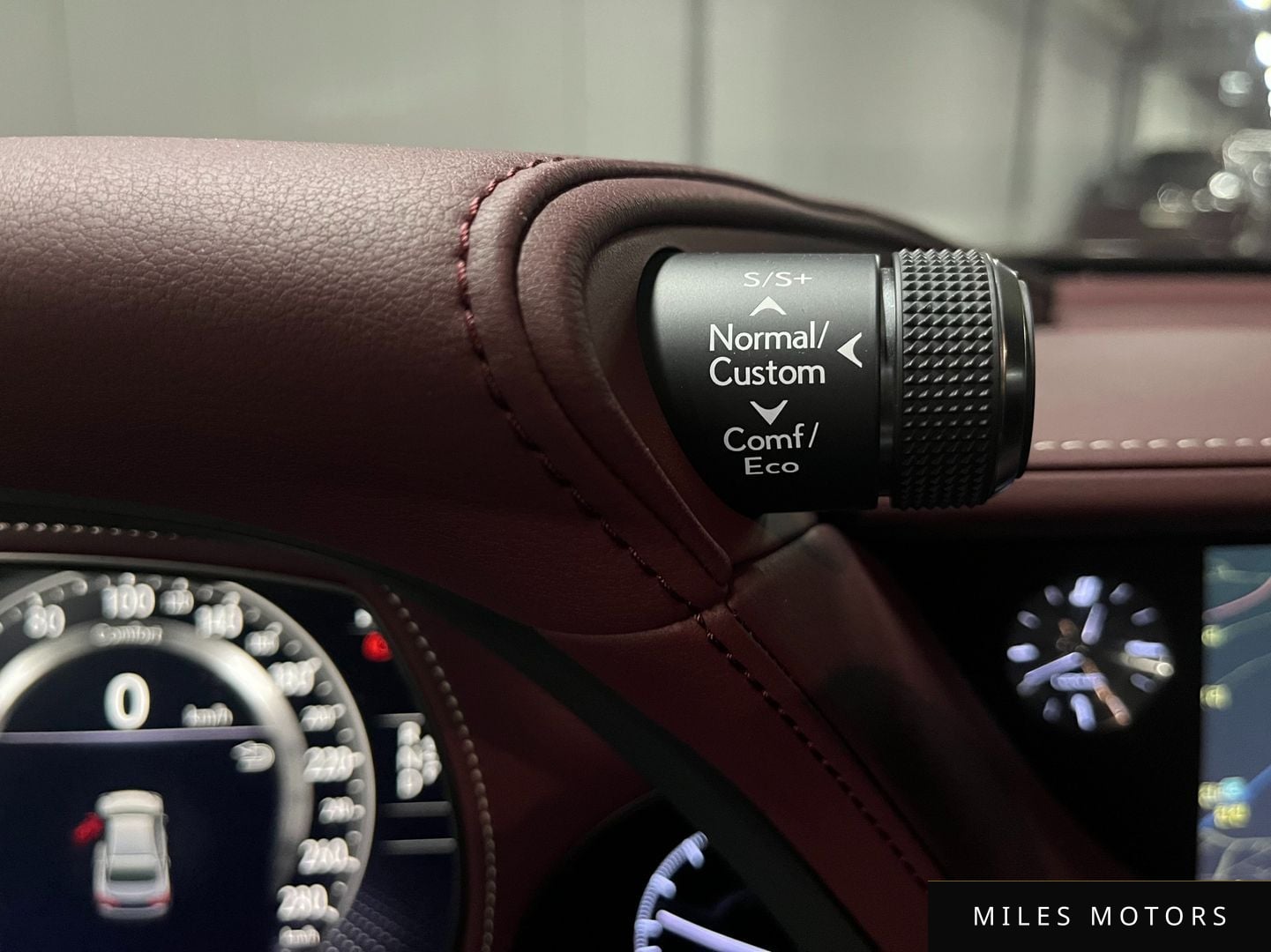 Лексус LS500 2018 — миниатюра 7