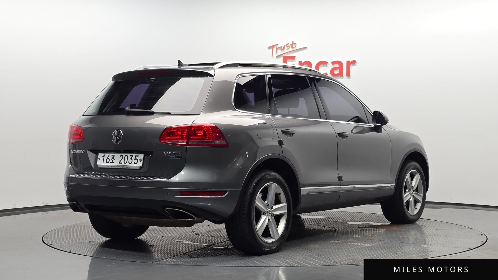 Volkswagen Touareg 2014 — фото 1 из 12