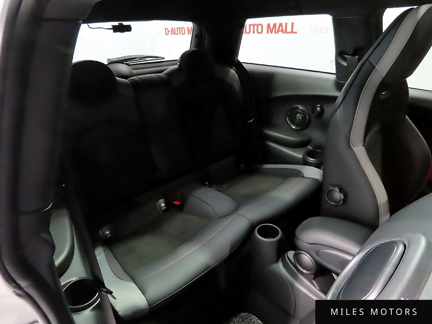 MINI Cooper S 2021 — миниатюра 8