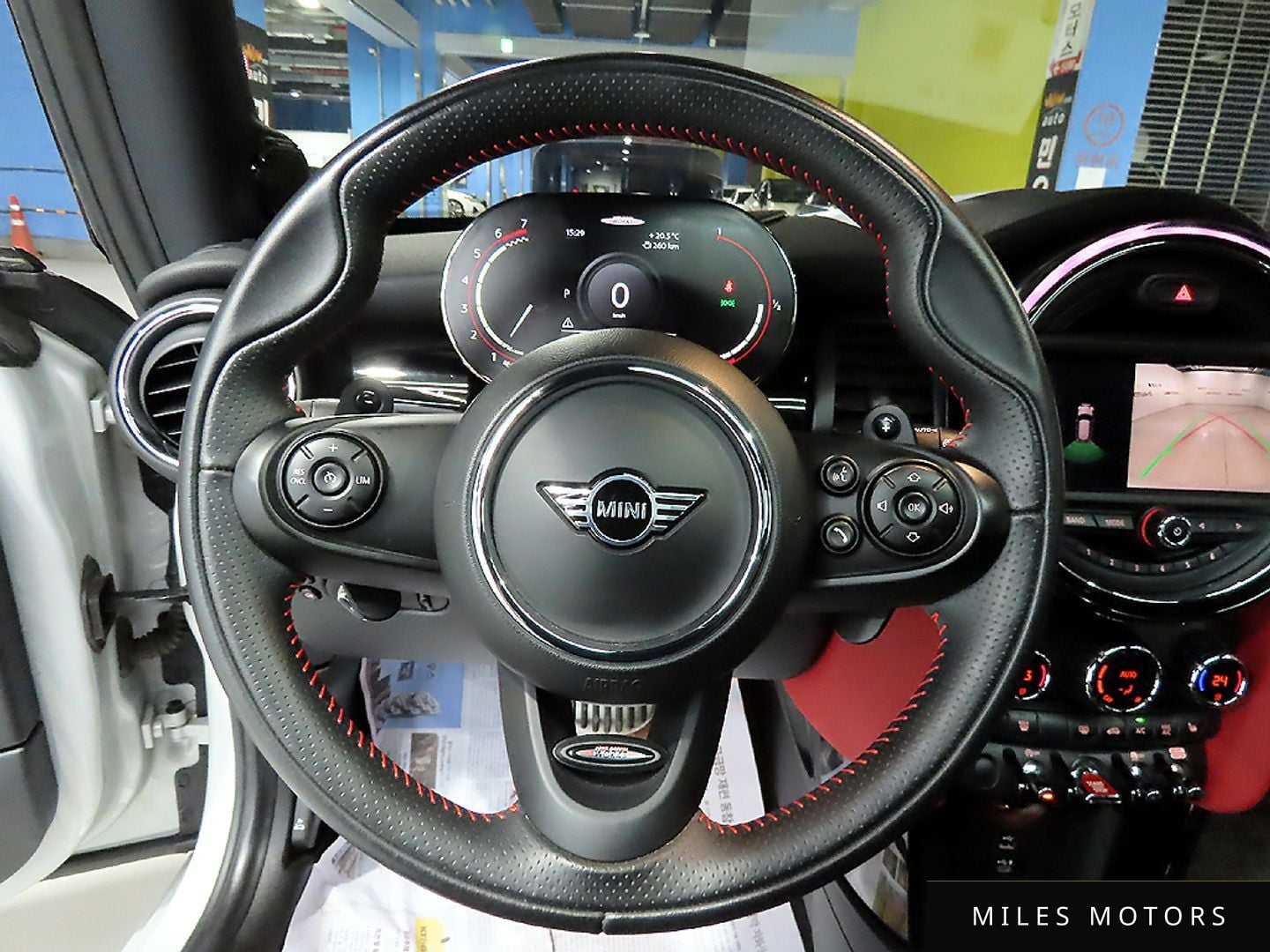 MINI Cooper S 2021 — миниатюра 11