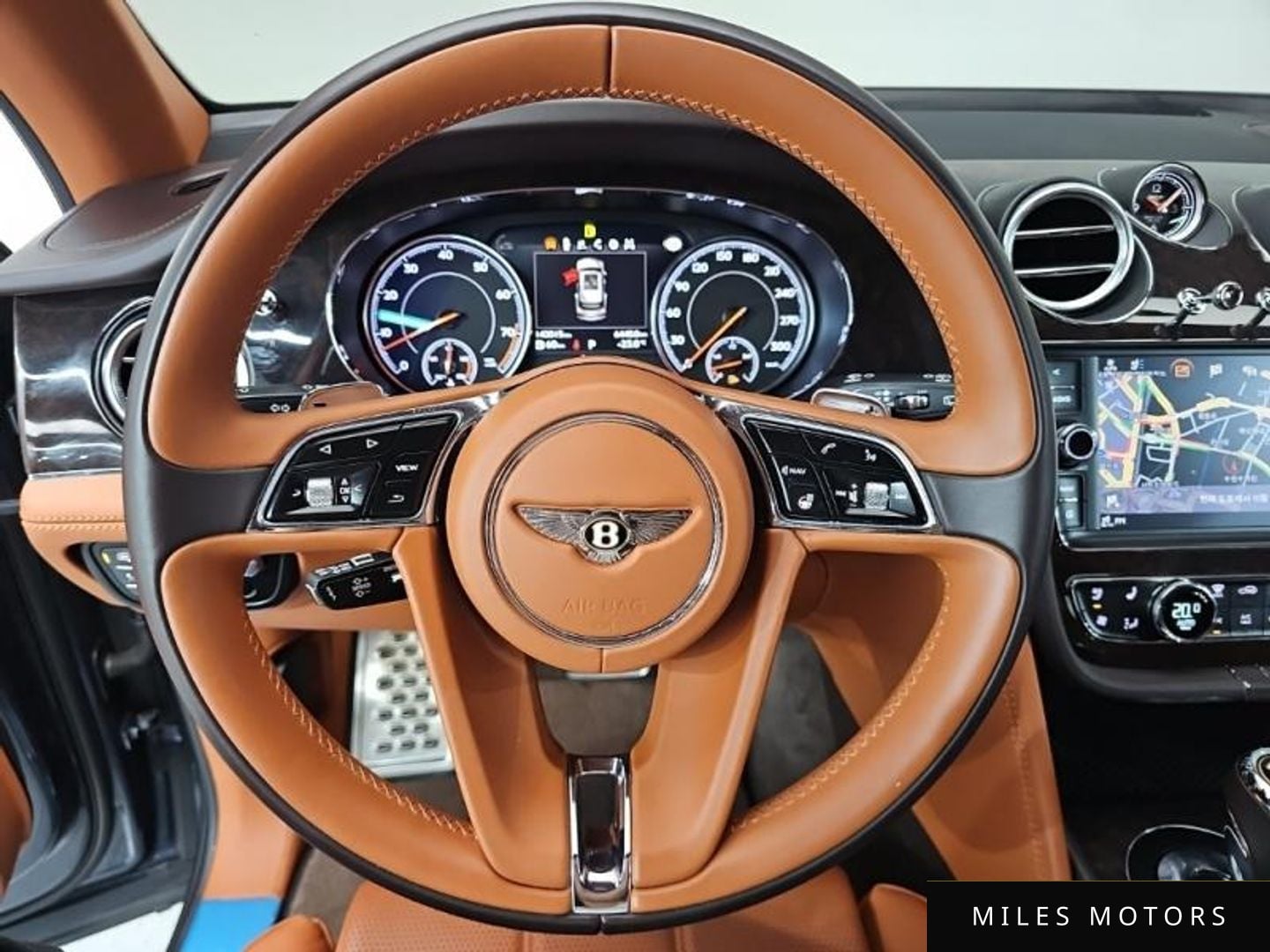 Bentley Bentayga 2019 — миниатюра 9