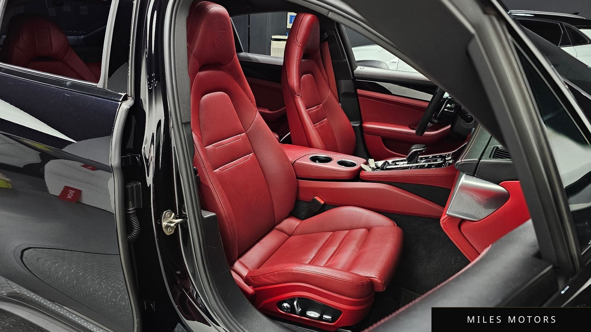Porsche Panamera 2018 — миниатюра 10