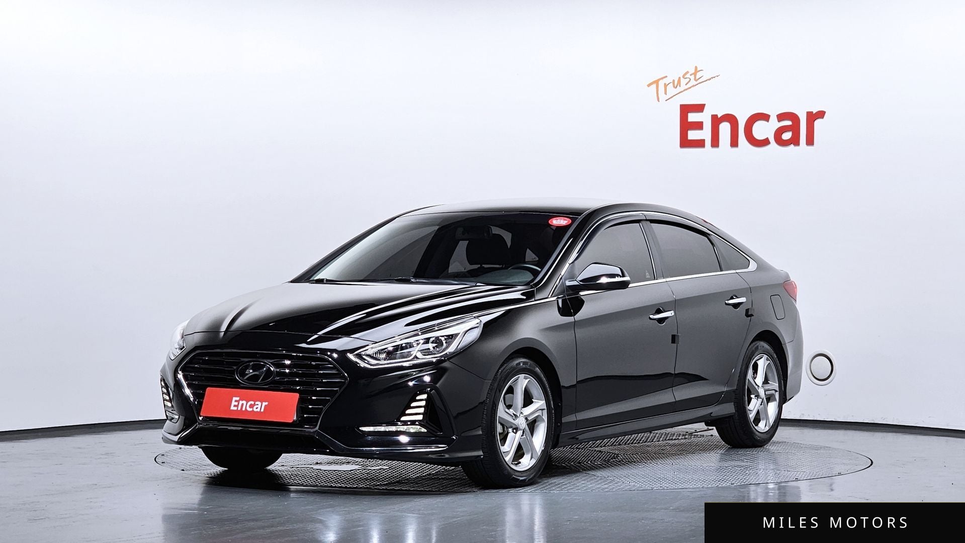 Hyundai Sonata 2018 — фото 1 из 12
