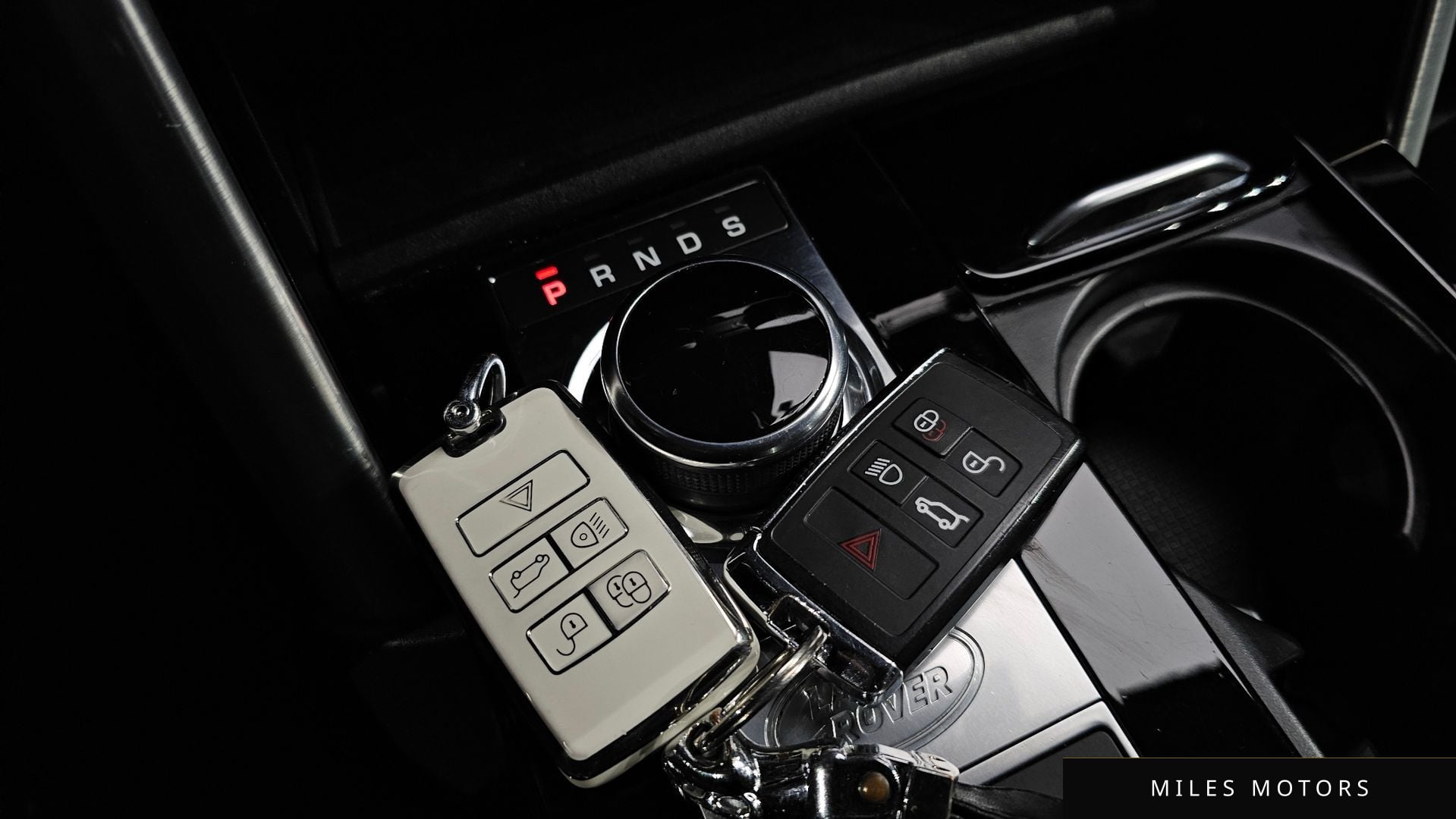 Land Rover Discovery 2019 — миниатюра 9