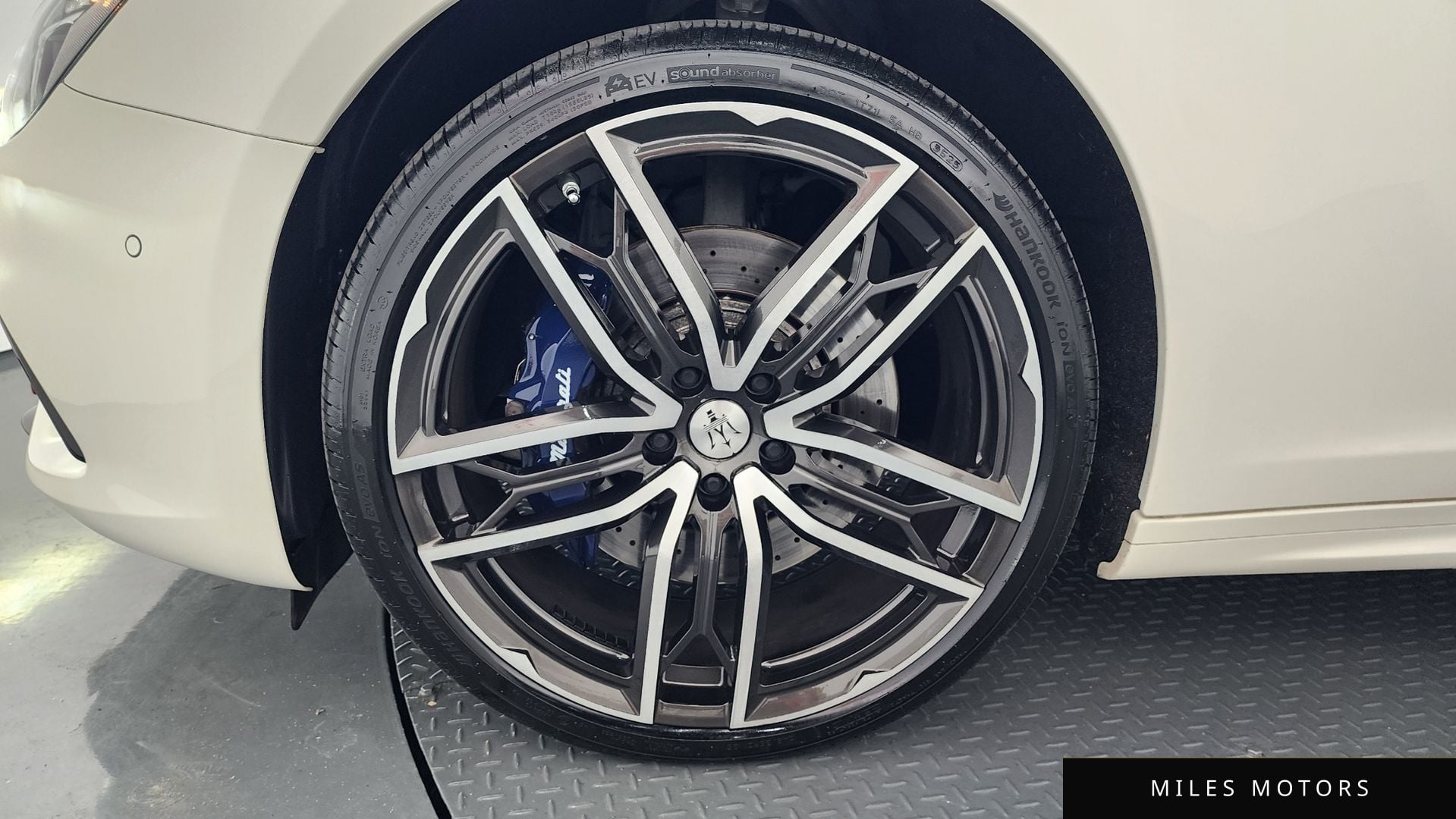 Maserati Ghibli 2021 — миниатюра 5