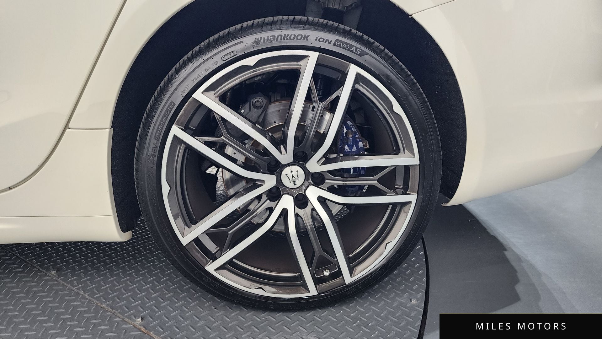 Maserati Ghibli 2021 — миниатюра 7