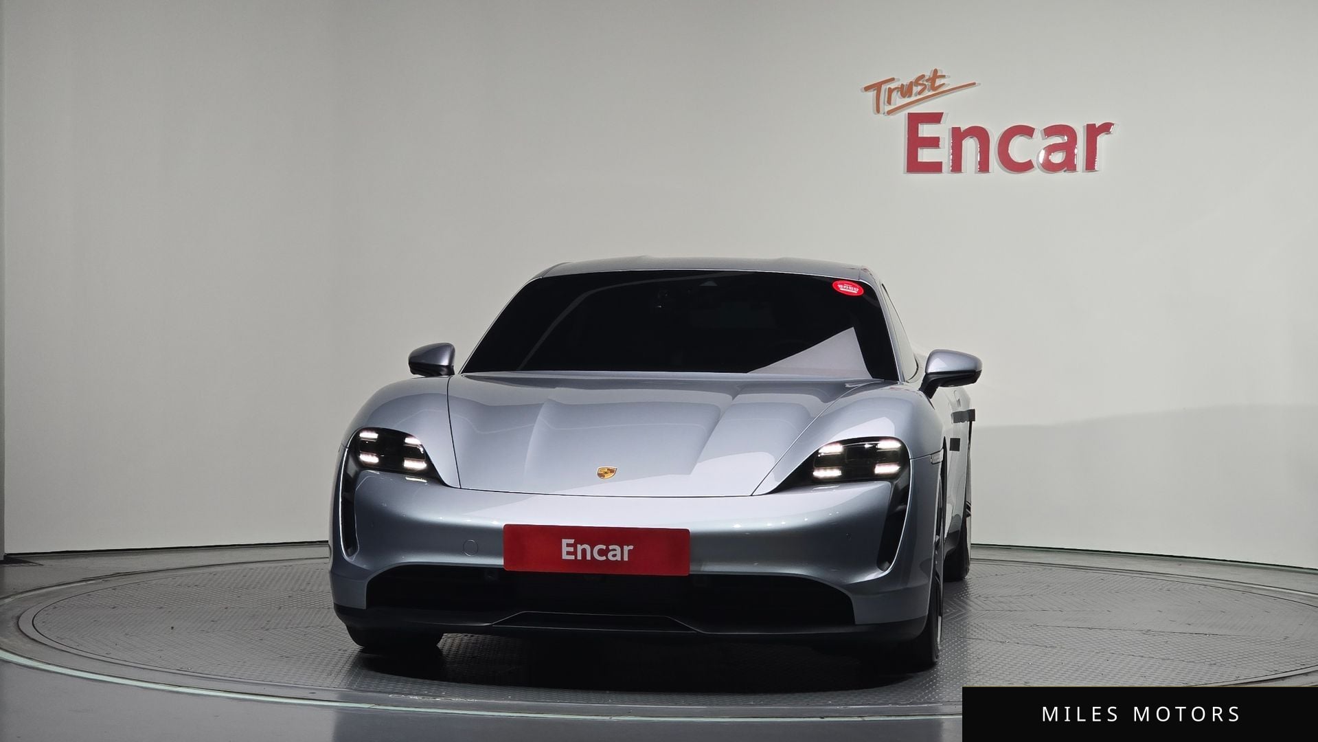 Porsche Taycan 2022 — миниатюра 3