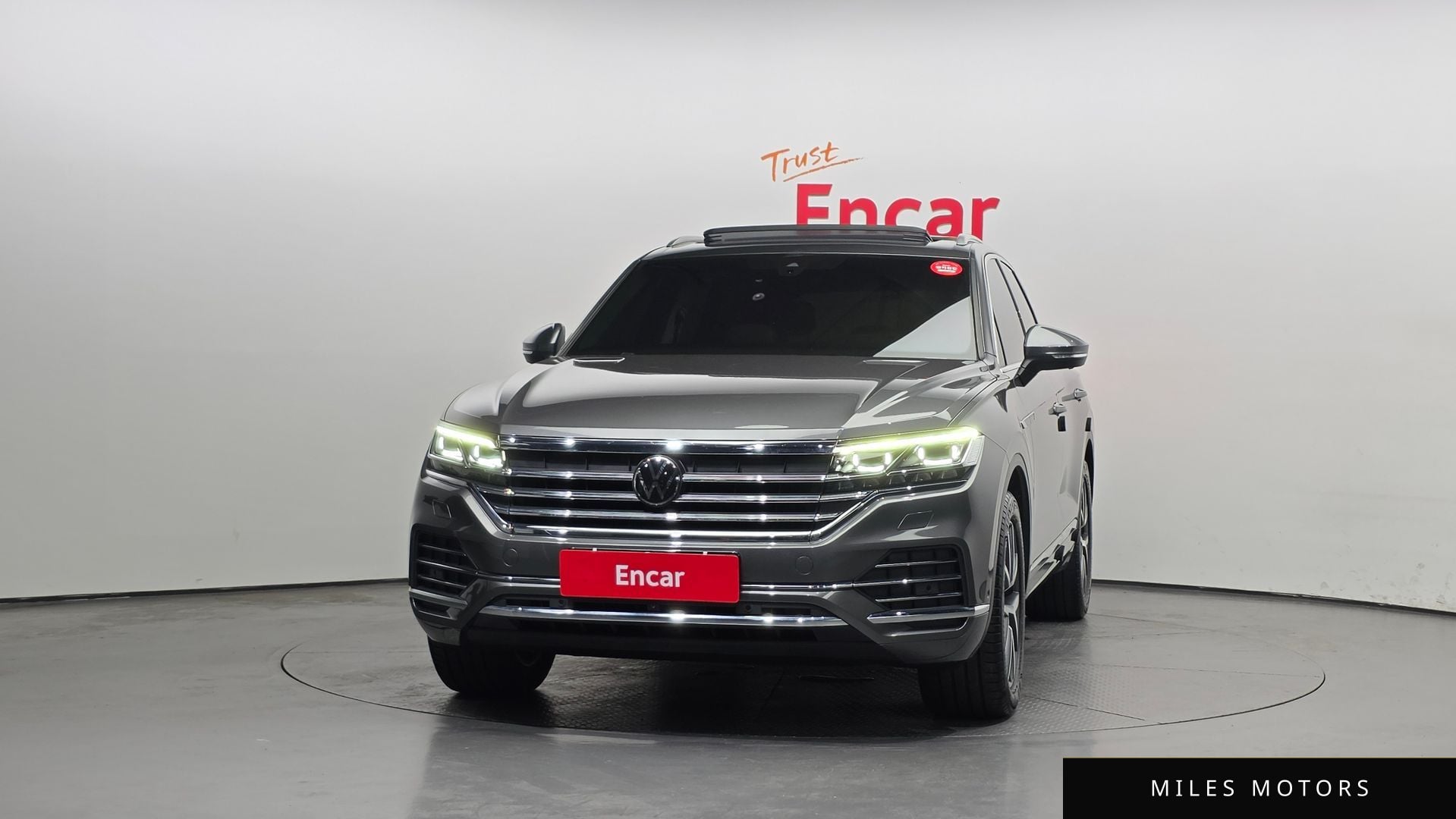 Volkswagen Touareg 2023 — миниатюра 3