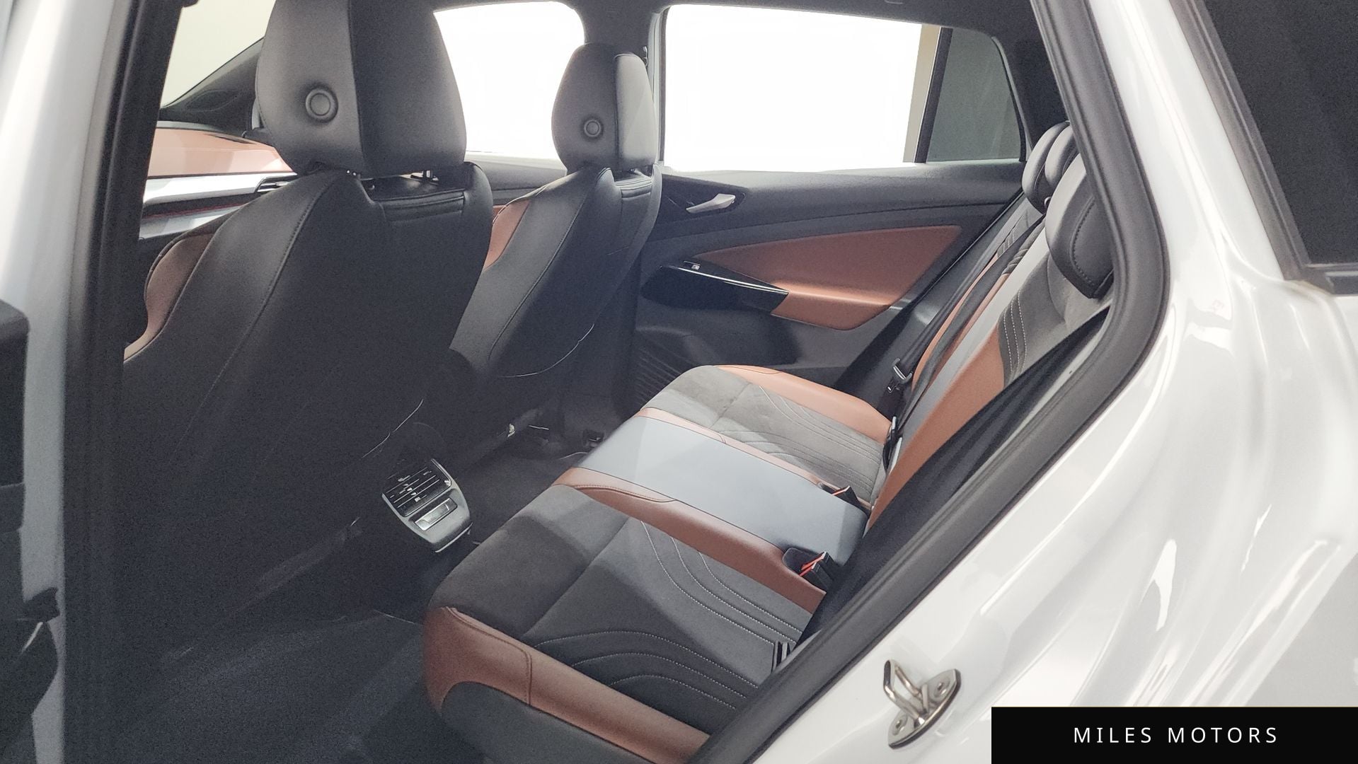 Volkswagen ID.4 2023 — миниатюра 11