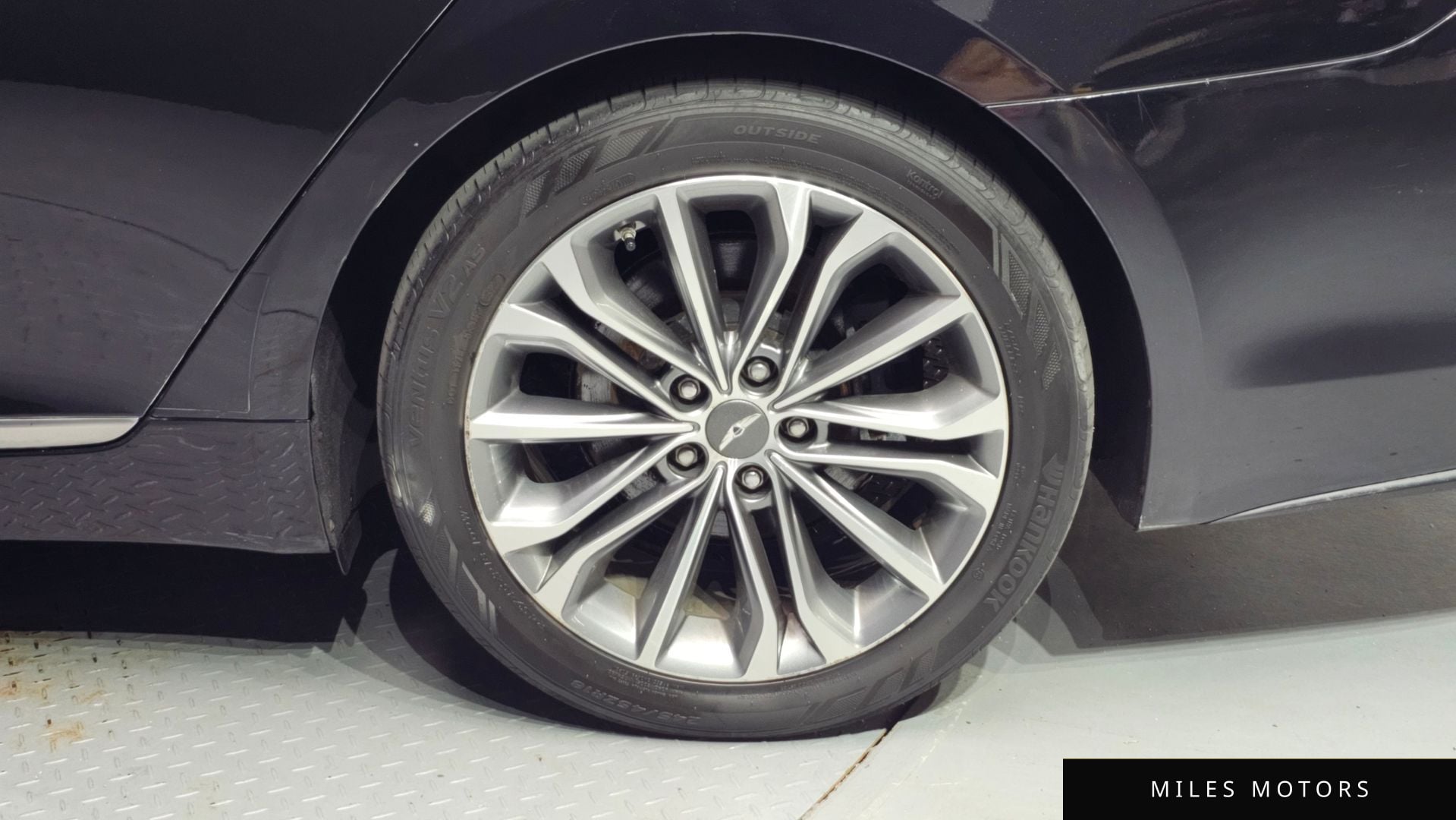 Hyundai Genesis 2015 — миниатюра 7
