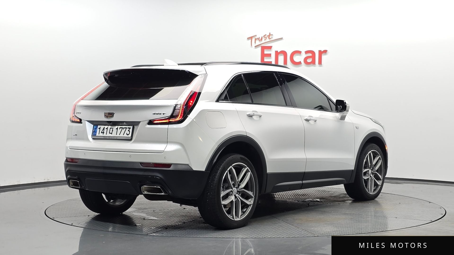 Cadillac XT4 2023 — миниатюра 2