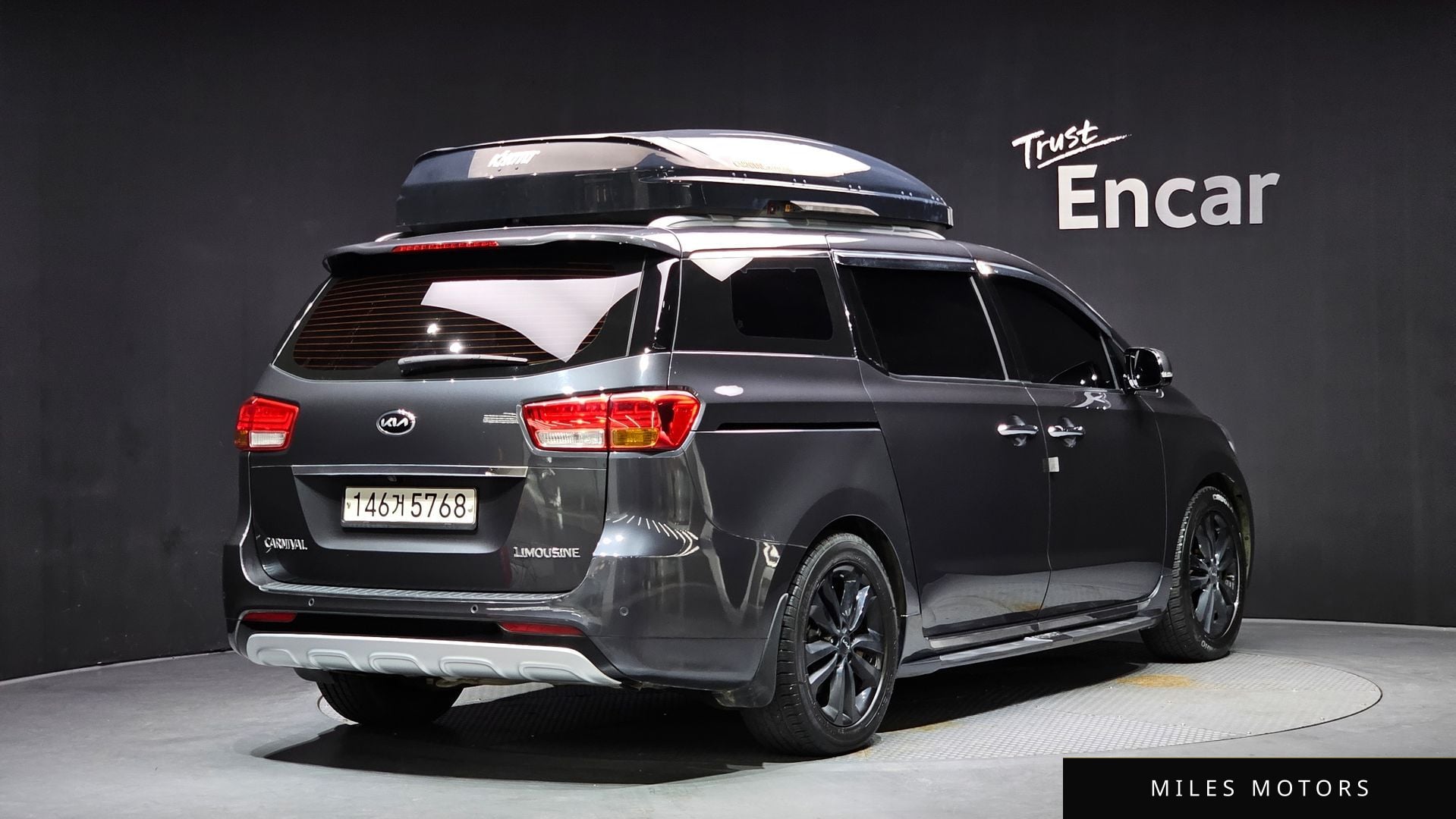 Kia Canival 2016 — миниатюра 2