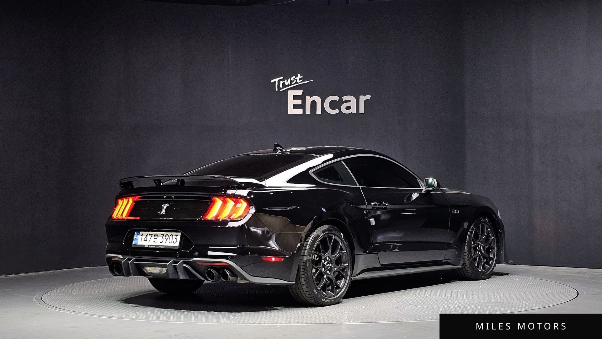 Ford Mustang 2021 — миниатюра 2
