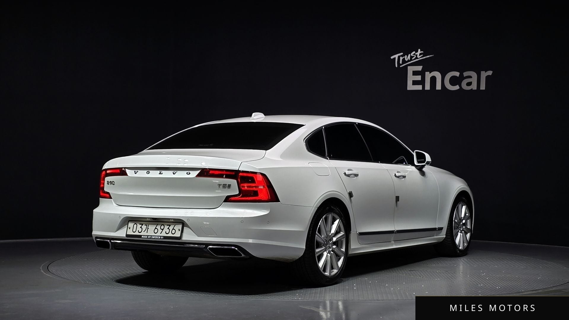 Volvo S90 2019 — миниатюра 2