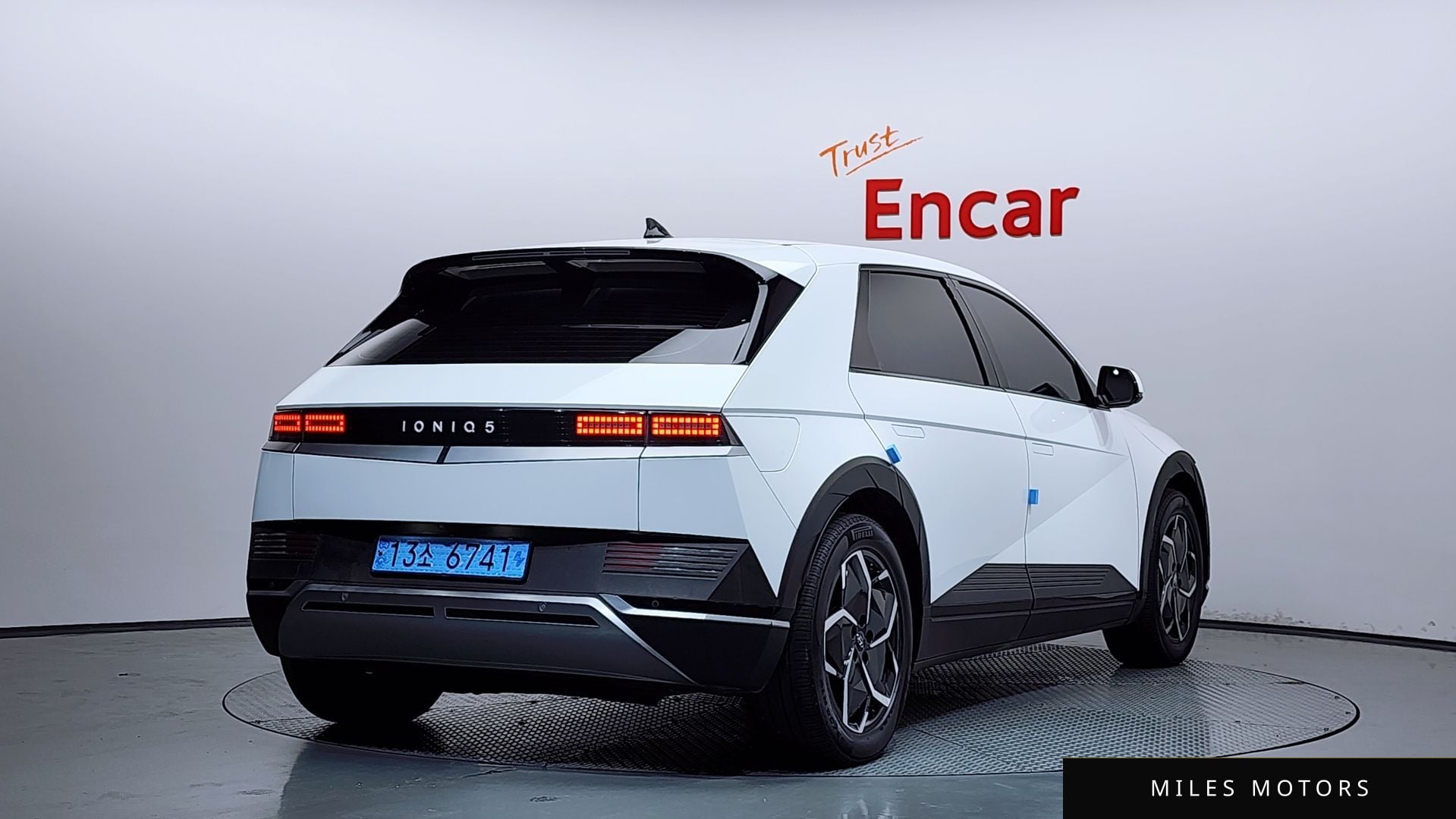 Hyundai Ioniq5 2022 — миниатюра 2