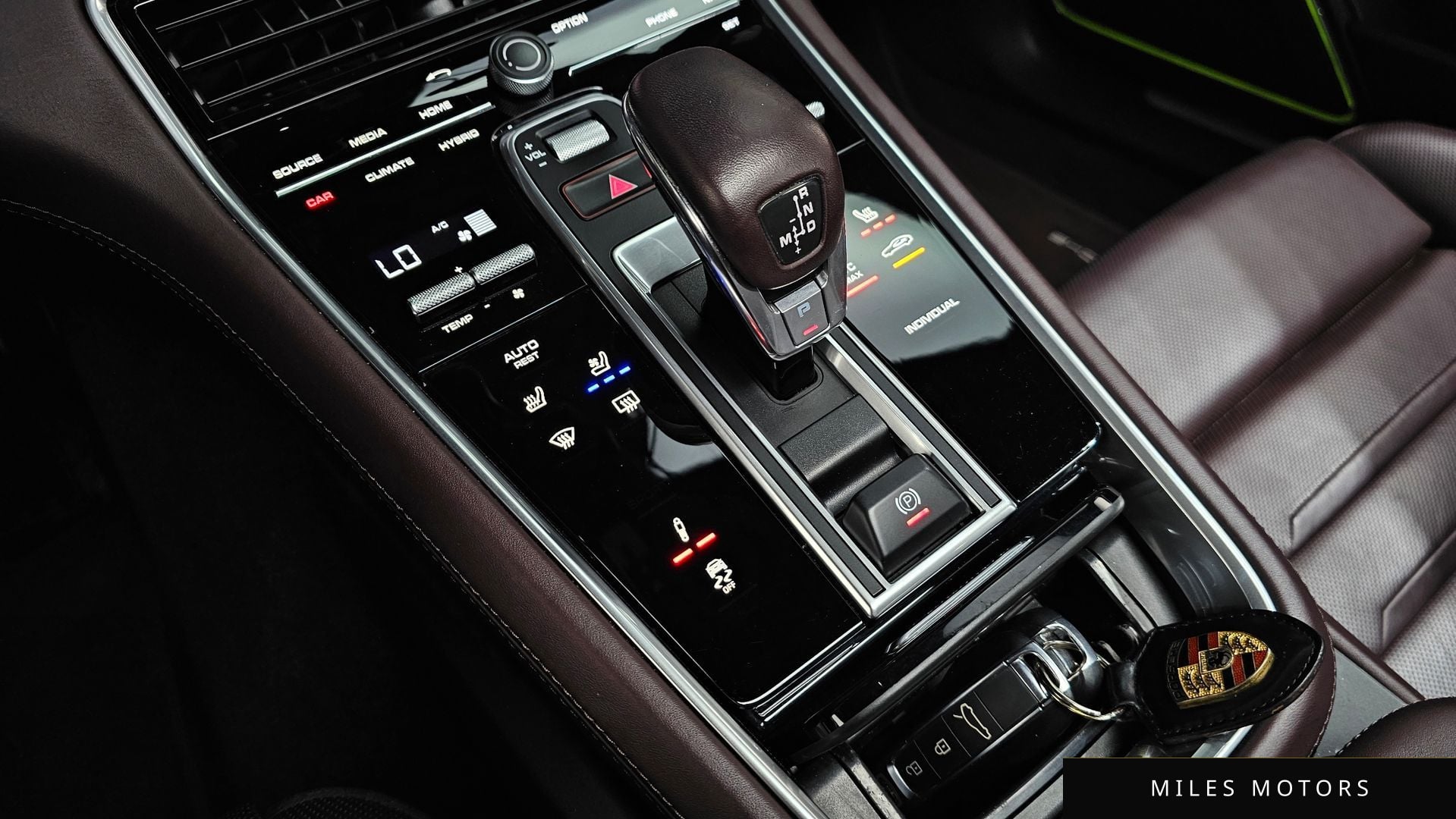 Porsche Panamera 2020 — миниатюра 9