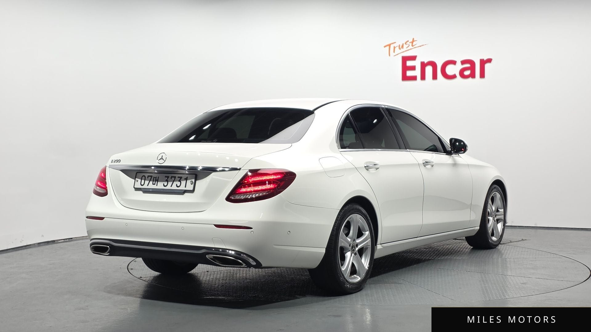 Mercedes-Benz E-Class W213 2018 — миниатюра 2