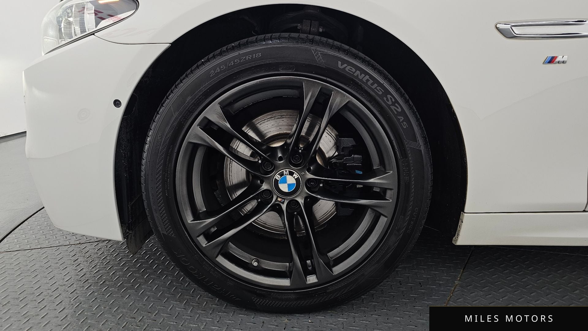 BMW 5 Series (F10) 2016 — миниатюра 4