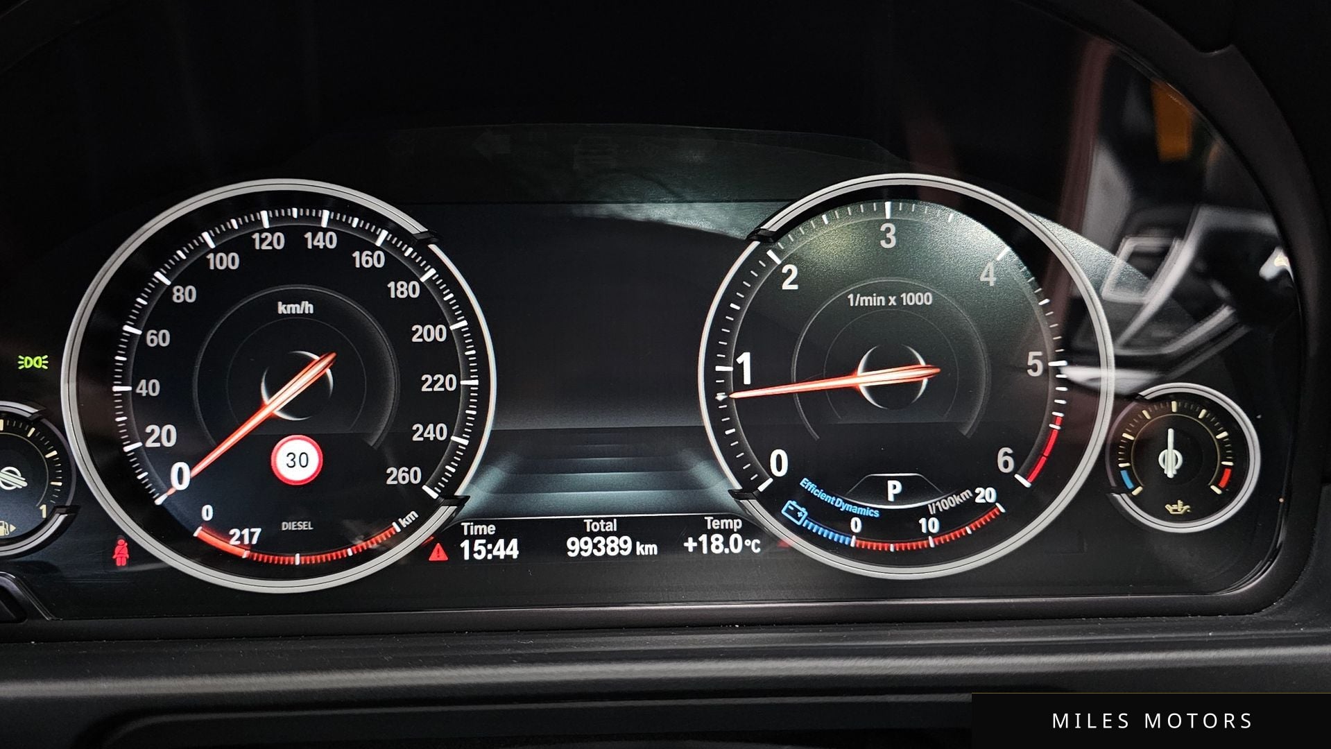 BMW 5 Series (F10) 2016 — миниатюра 10