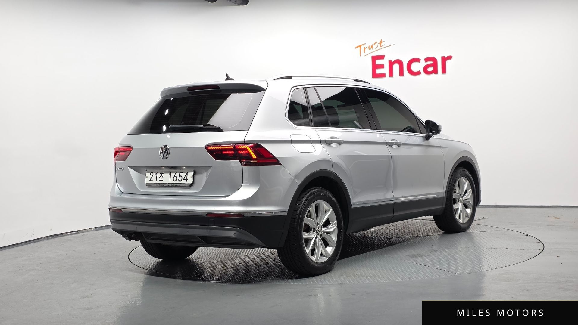 Volkswagen Tiguan 2018 — миниатюра 2