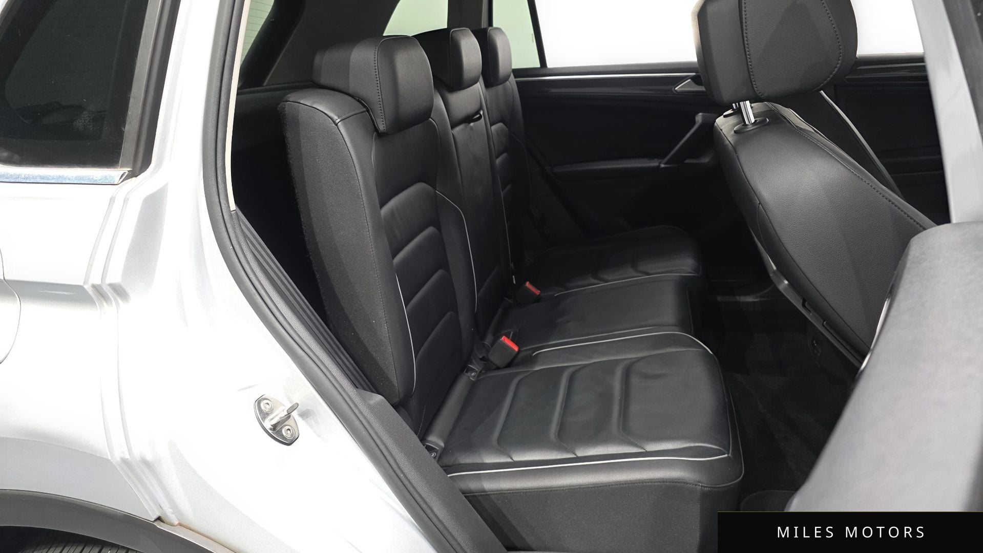 Volkswagen Tiguan 2018 — миниатюра 12