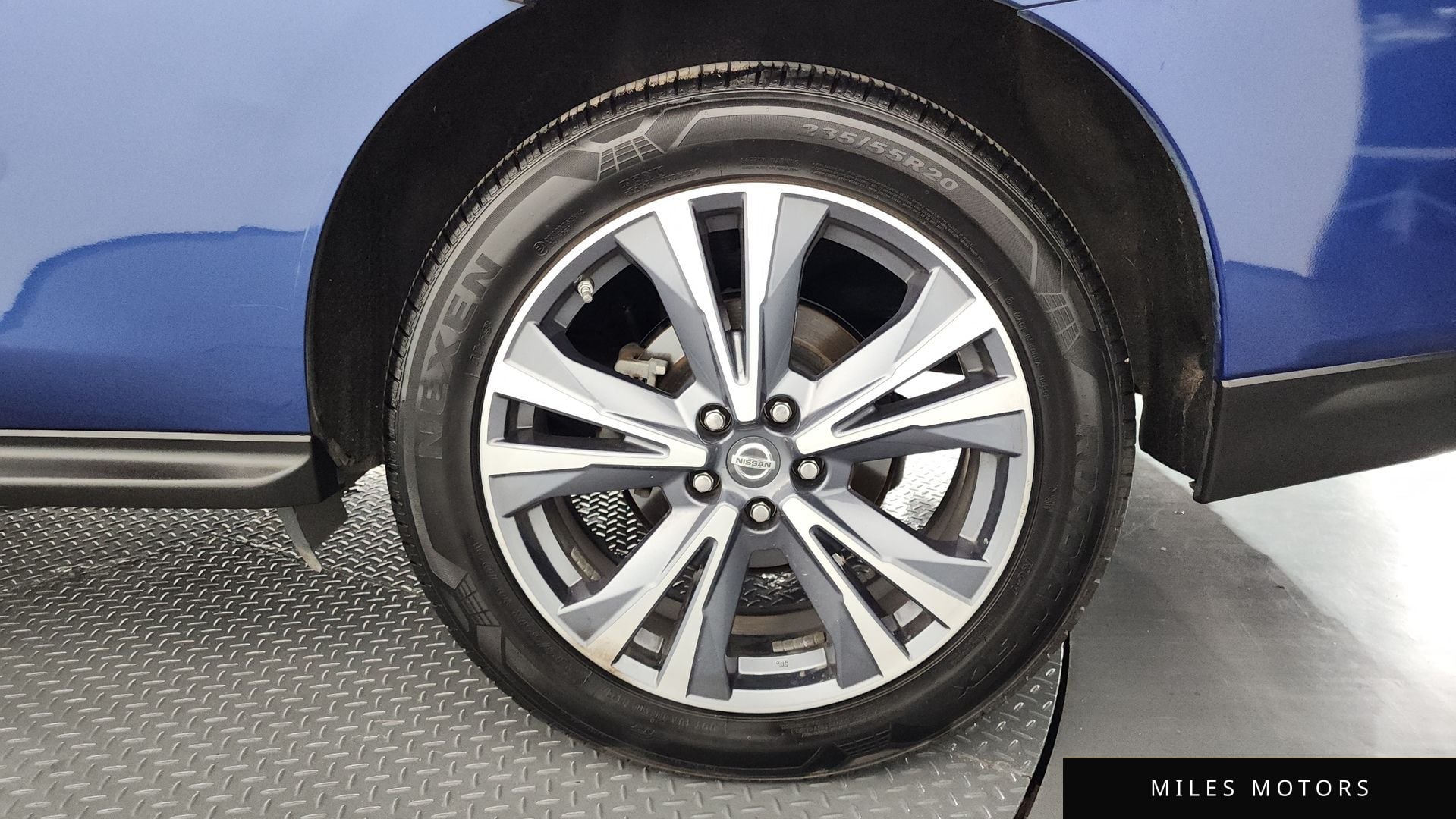 Nissan Pathfinder 2018 — миниатюра 7