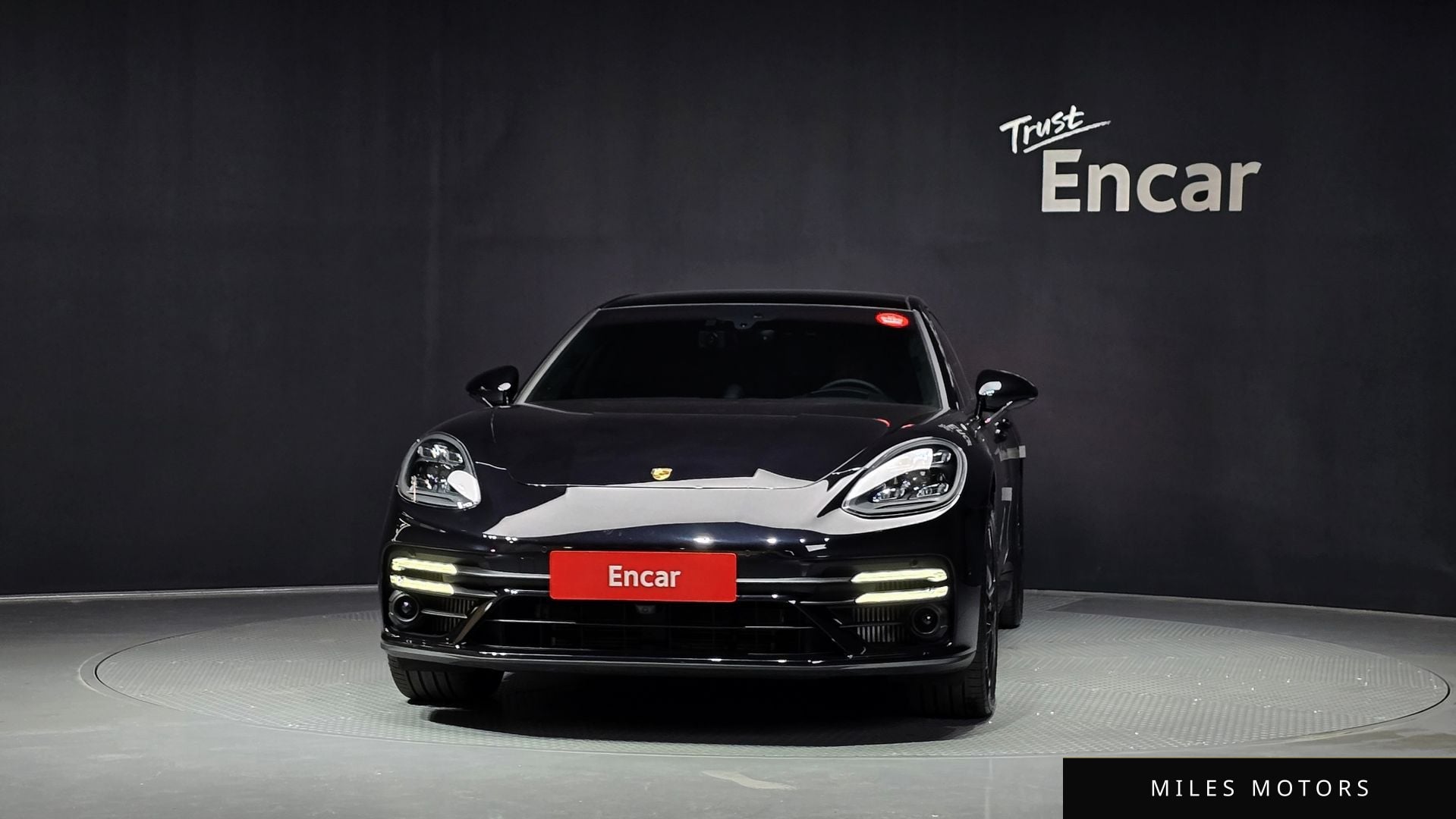 Porsche Panamera 2023 — миниатюра 3