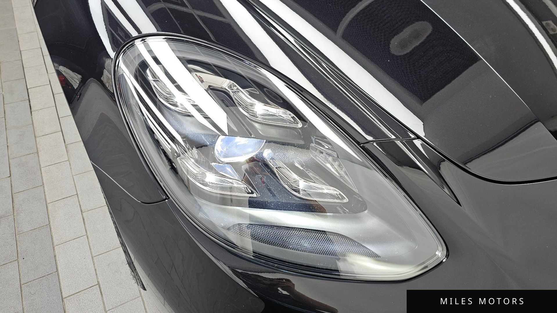 Porsche Panamera 2023 — миниатюра 8
