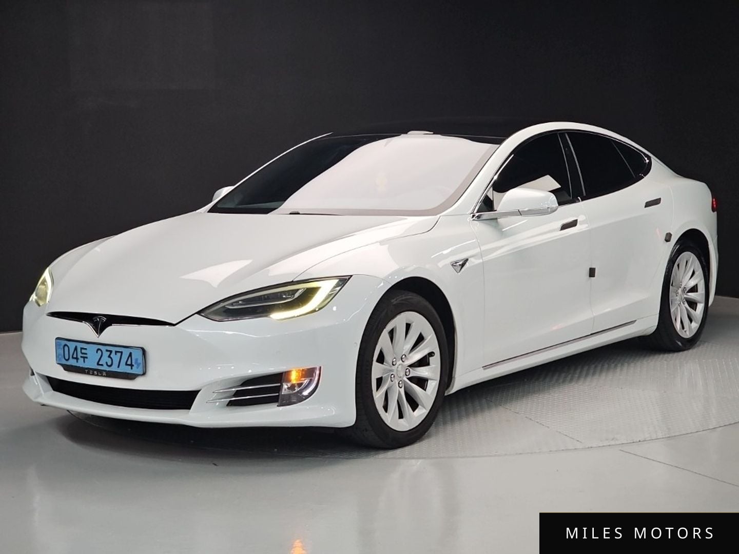 Tesla Model S 2019