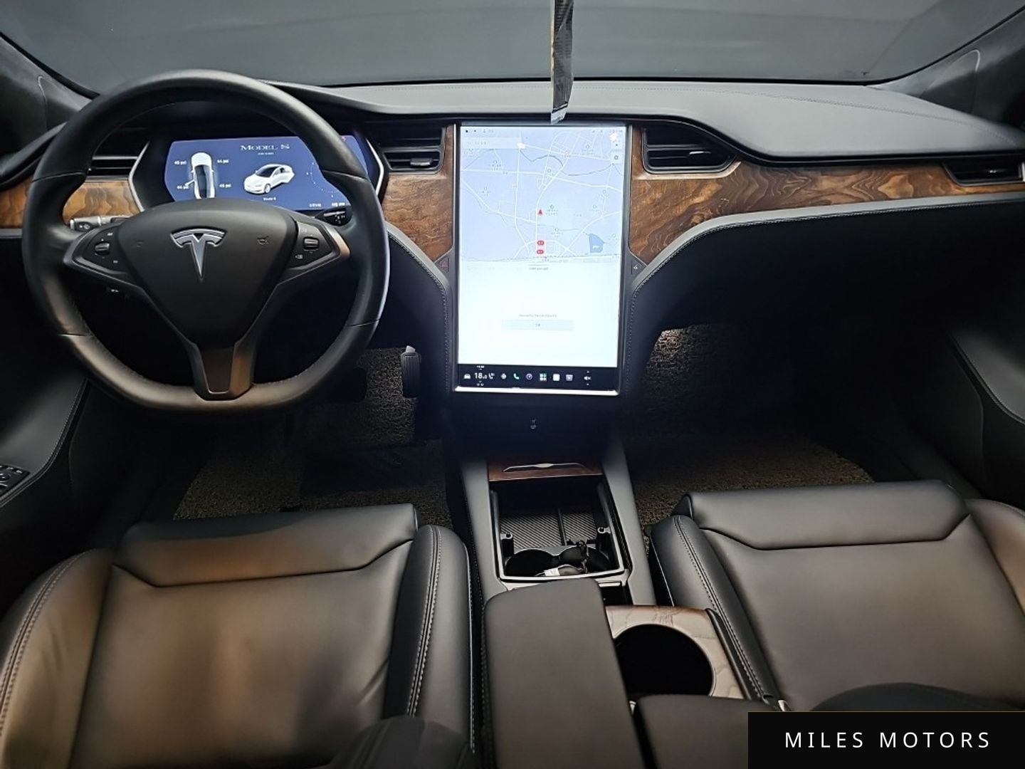 Tesla Model S 2019 — миниатюра 7