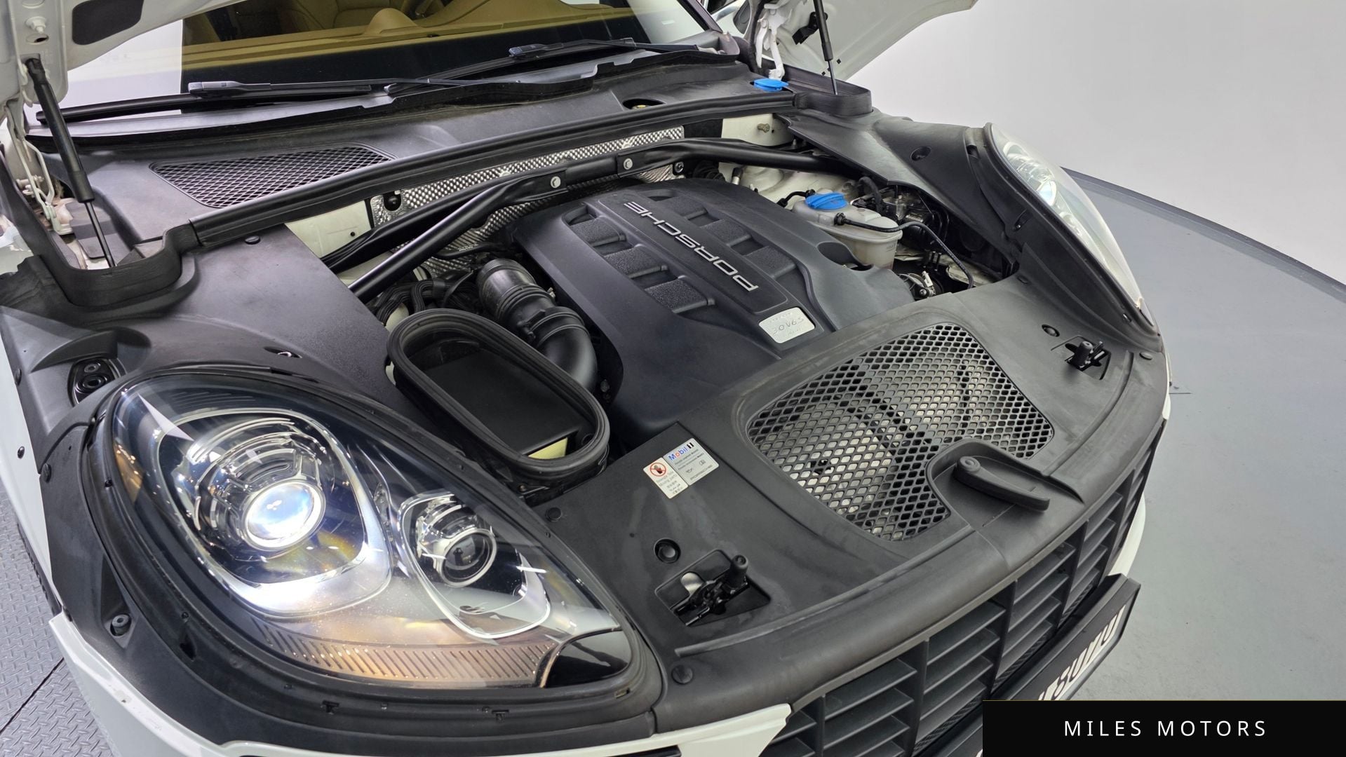 Porsche Macan 2015 — миниатюра 5