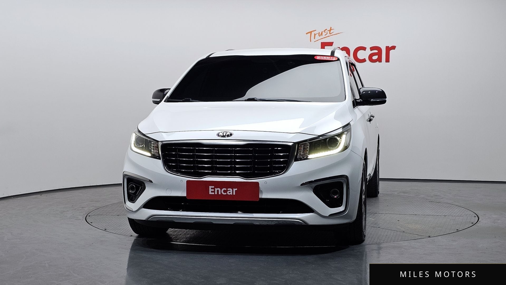 Kia Canival 2019 — миниатюра 2