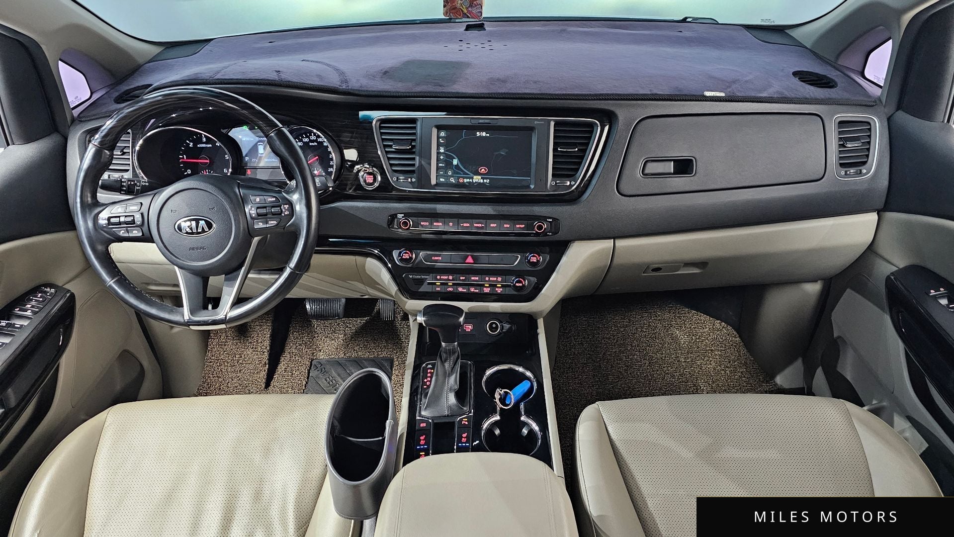 Kia Canival 2019 — миниатюра 9
