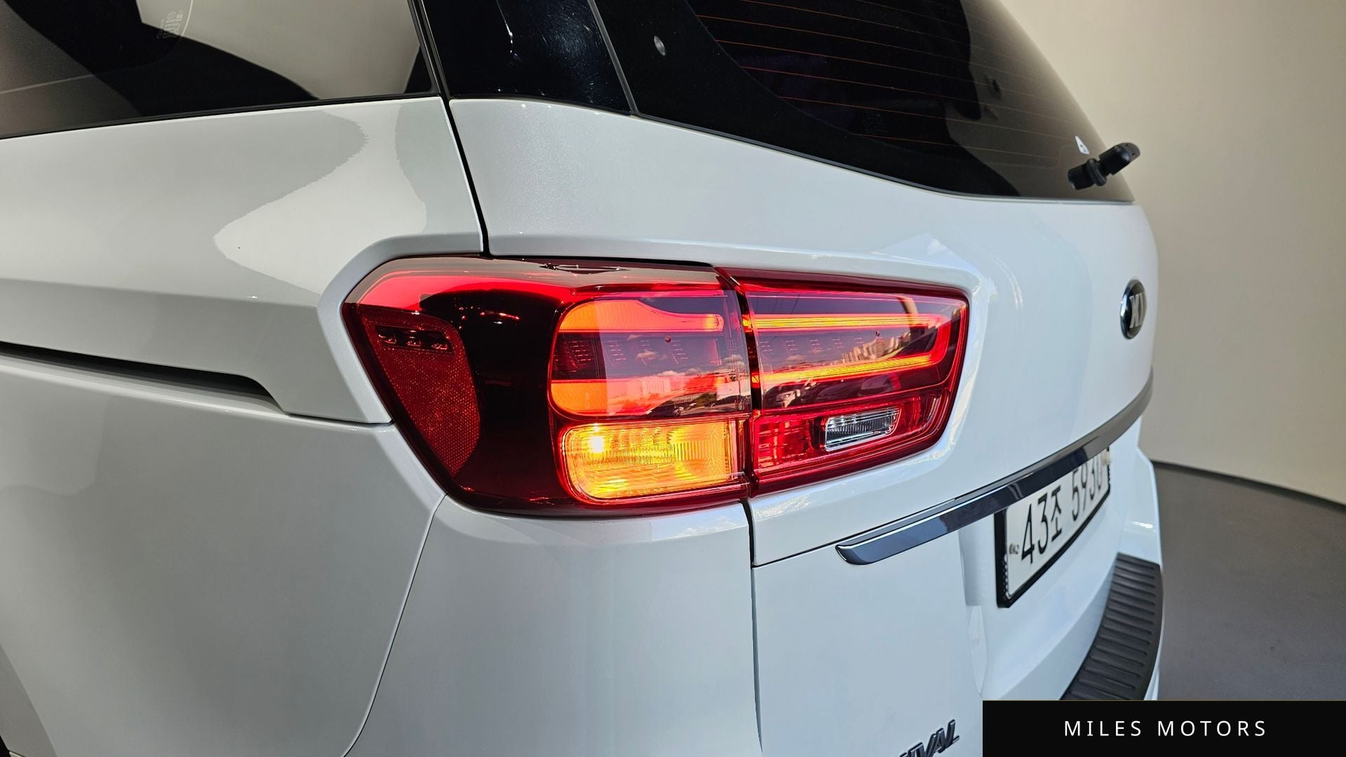 Kia Canival 2019 — миниатюра 8