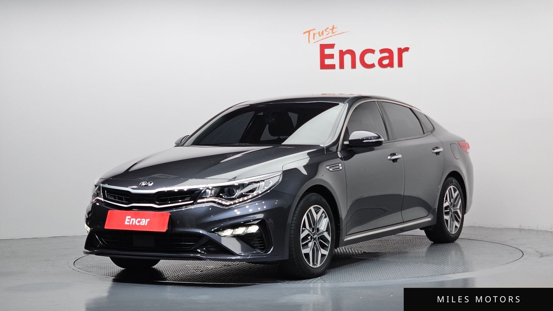 Kia K5 2019 — фото 1 из 12