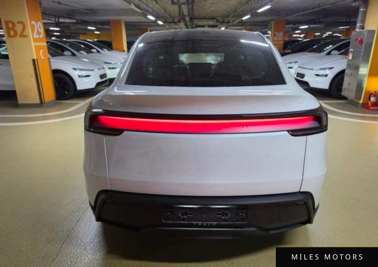 Tesla Model Y 2026 — миниатюра 3
