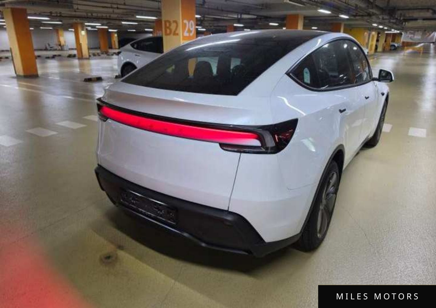 Tesla Model Y 2026 — миниатюра 6