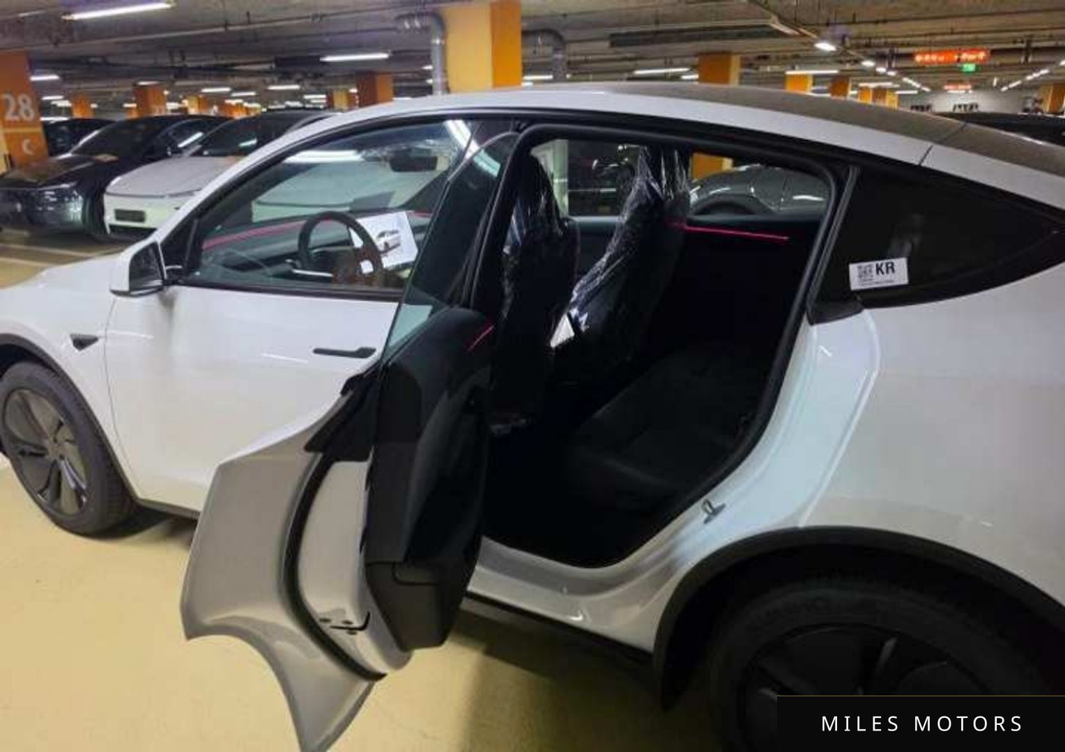 Tesla Model Y 2026 — миниатюра 10