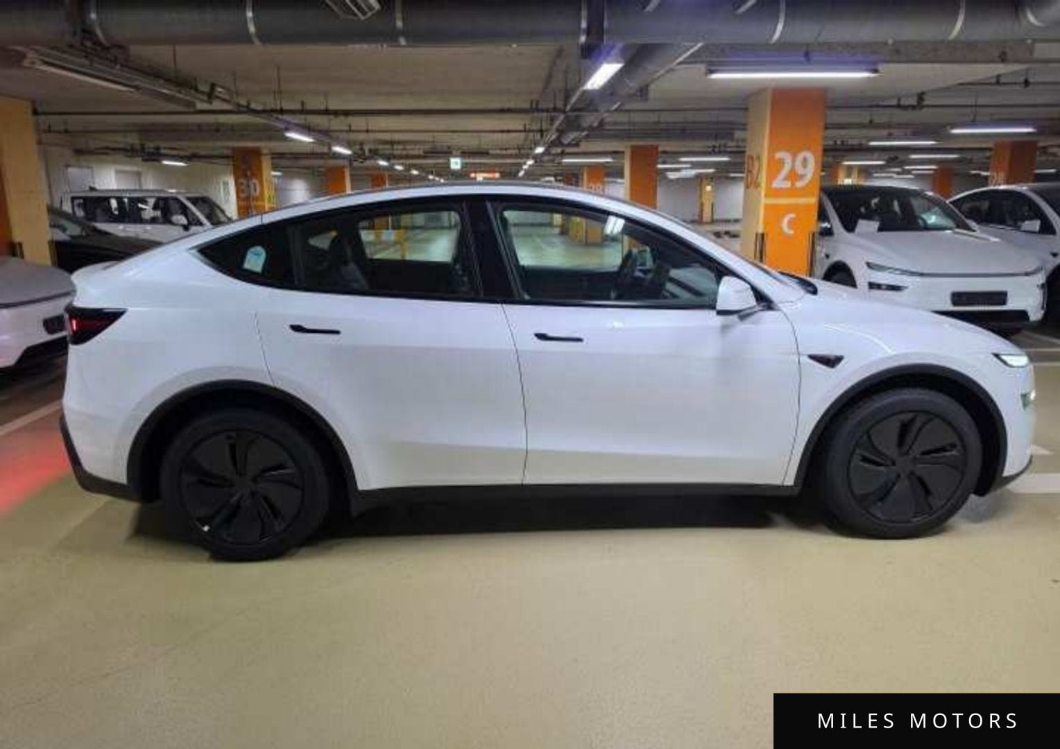 Tesla Model Y 2026 — миниатюра 11