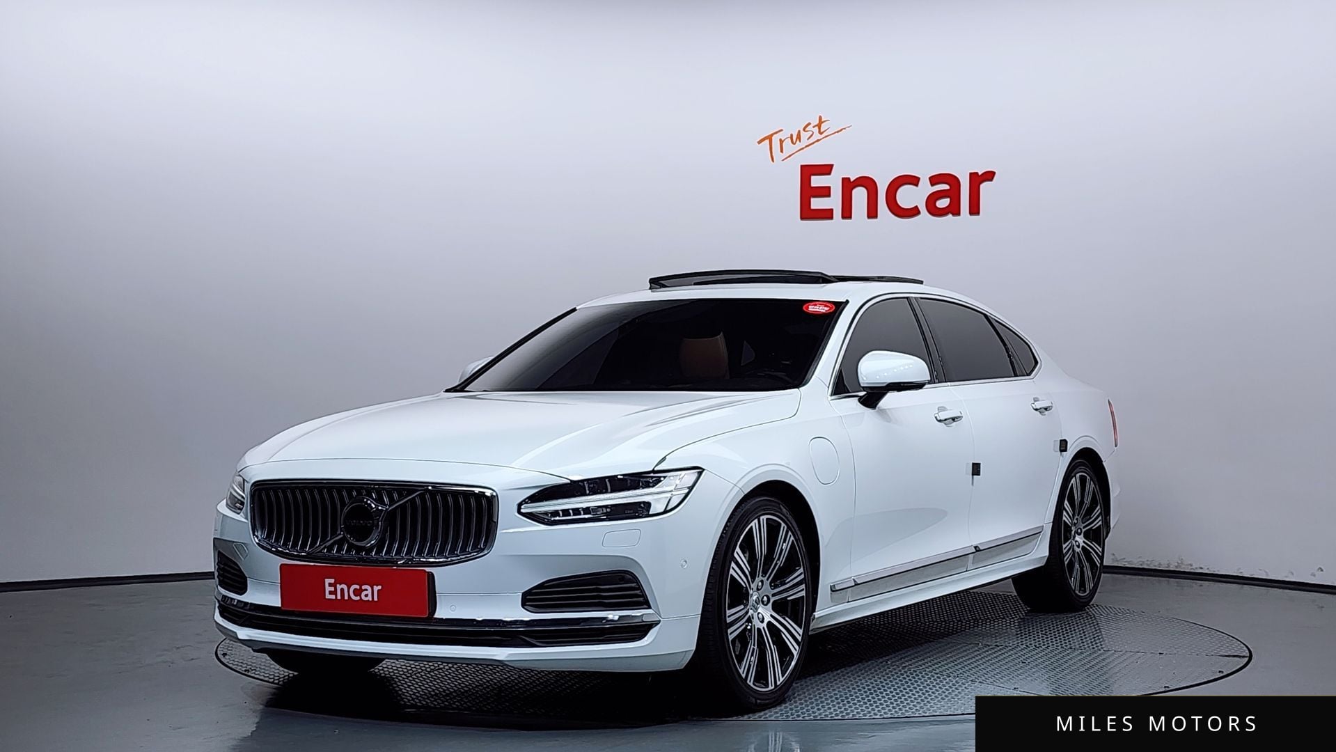 Volvo S90 2021 — фото 1 из 12