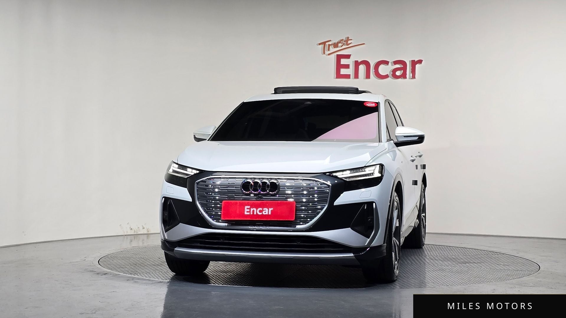 Audi Q4 e-tron 2022 — миниатюра 3