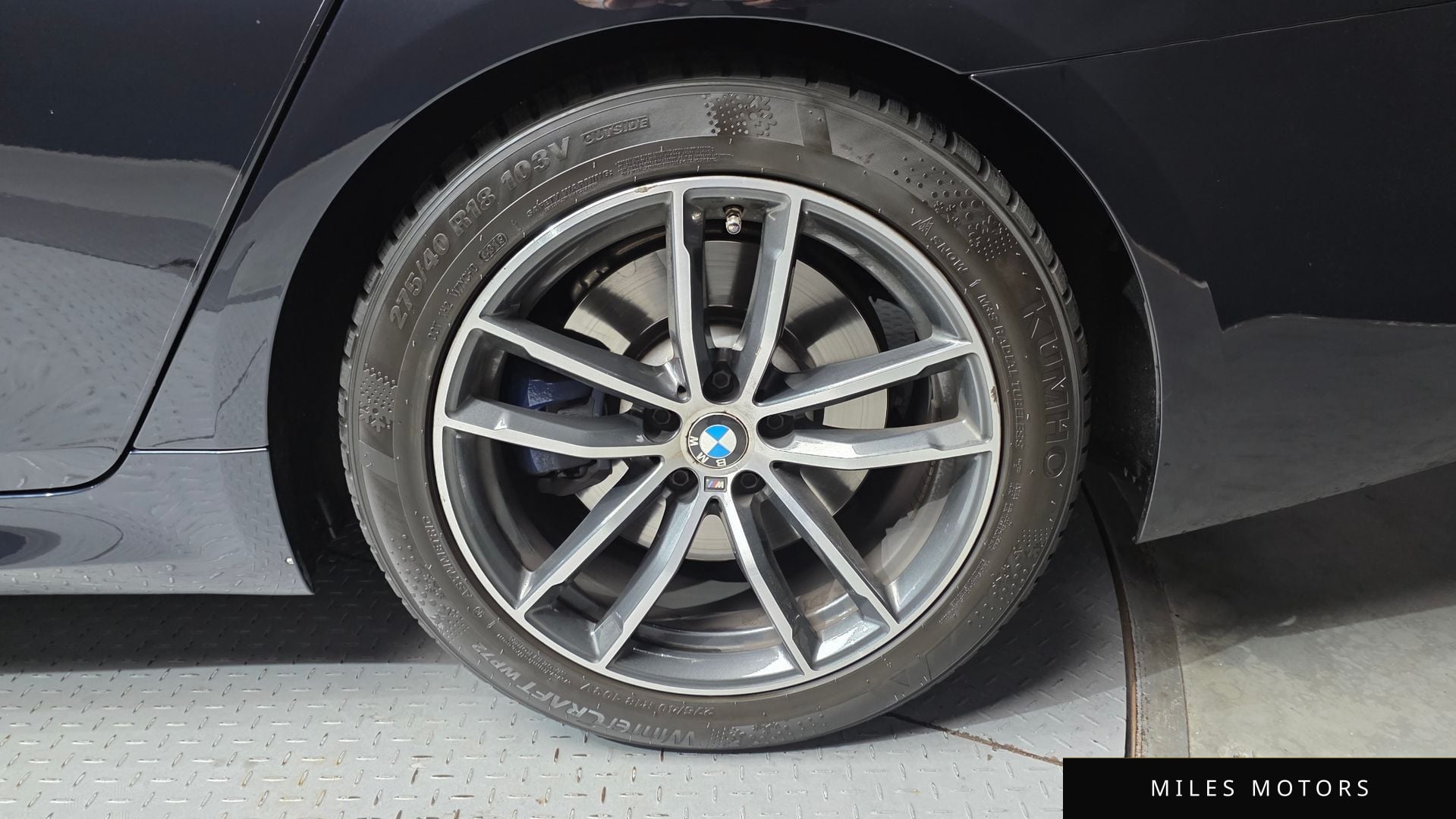 BMW 5 Series (G30) 2021 — миниатюра 7