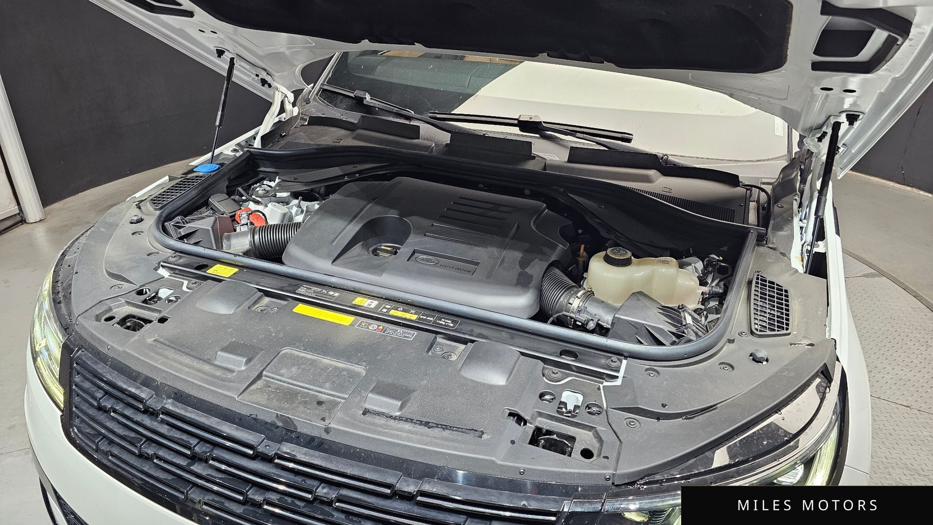 Land Rover Range Rover Sport 2025 — миниатюра 6
