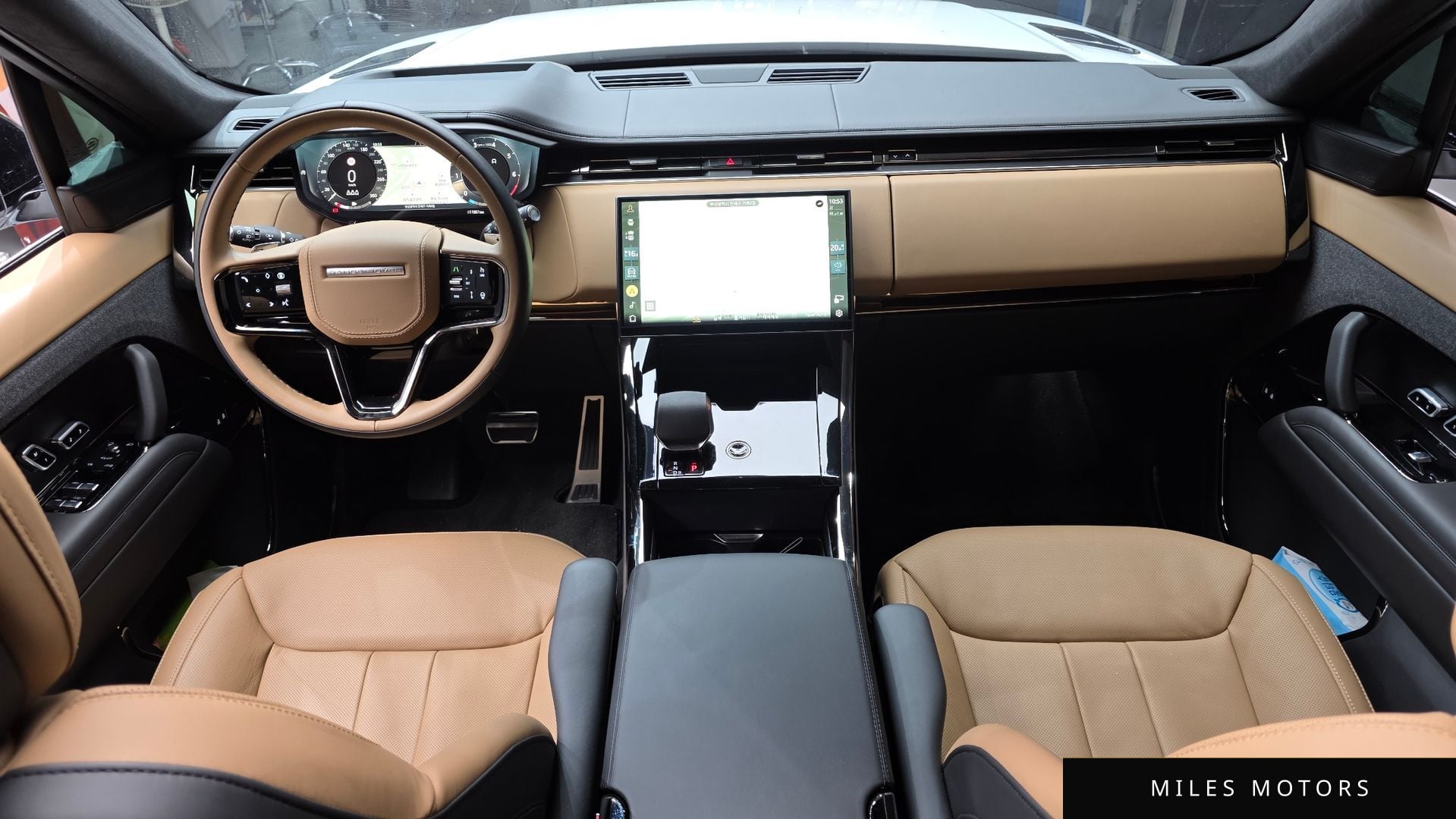 Land Rover Range Rover Sport 2025 — миниатюра 10