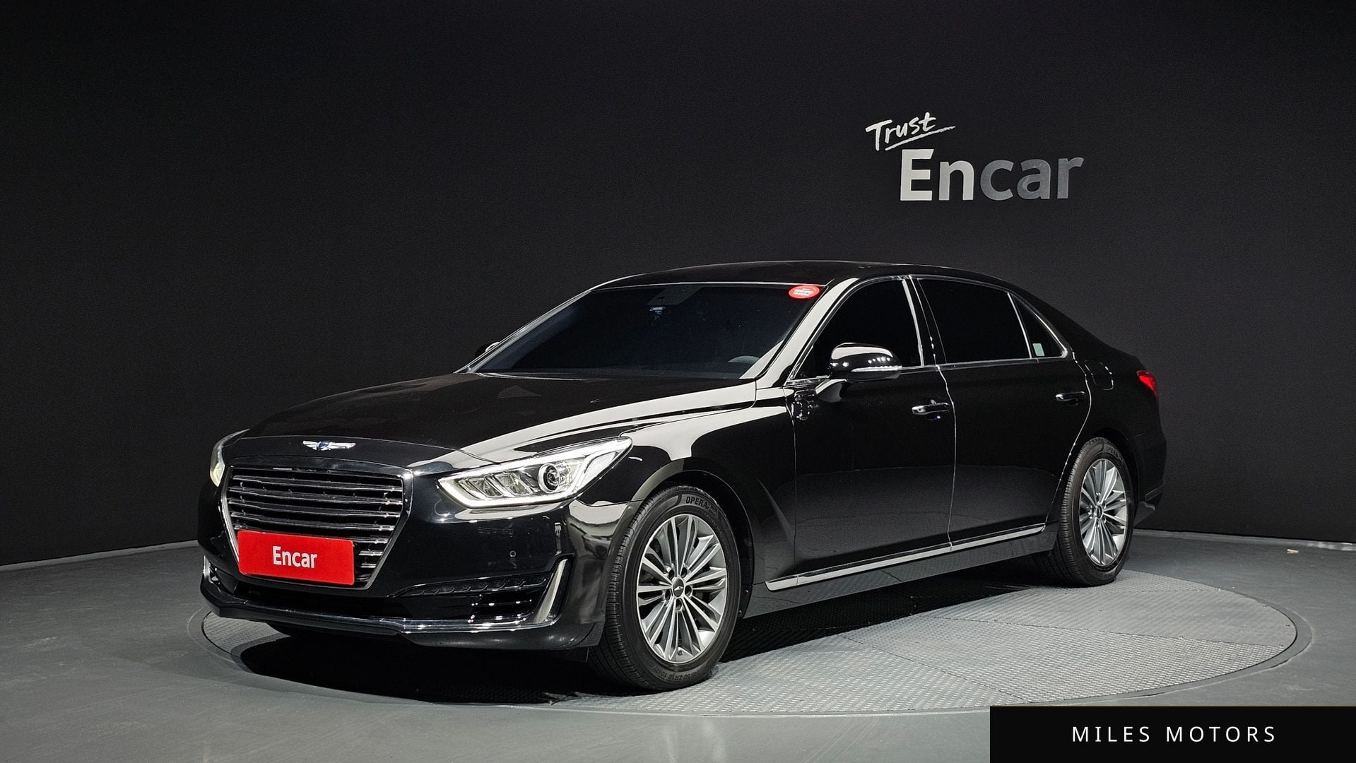 Genesis EQ900 2018