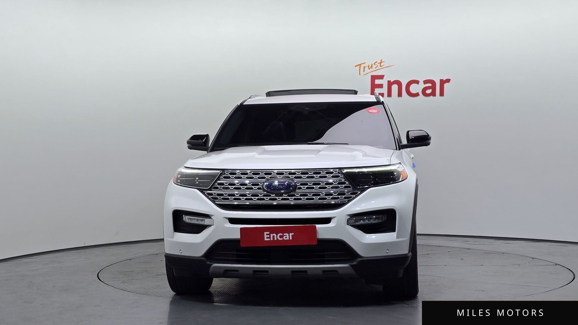 Ford Explorer 2021 — миниатюра 3