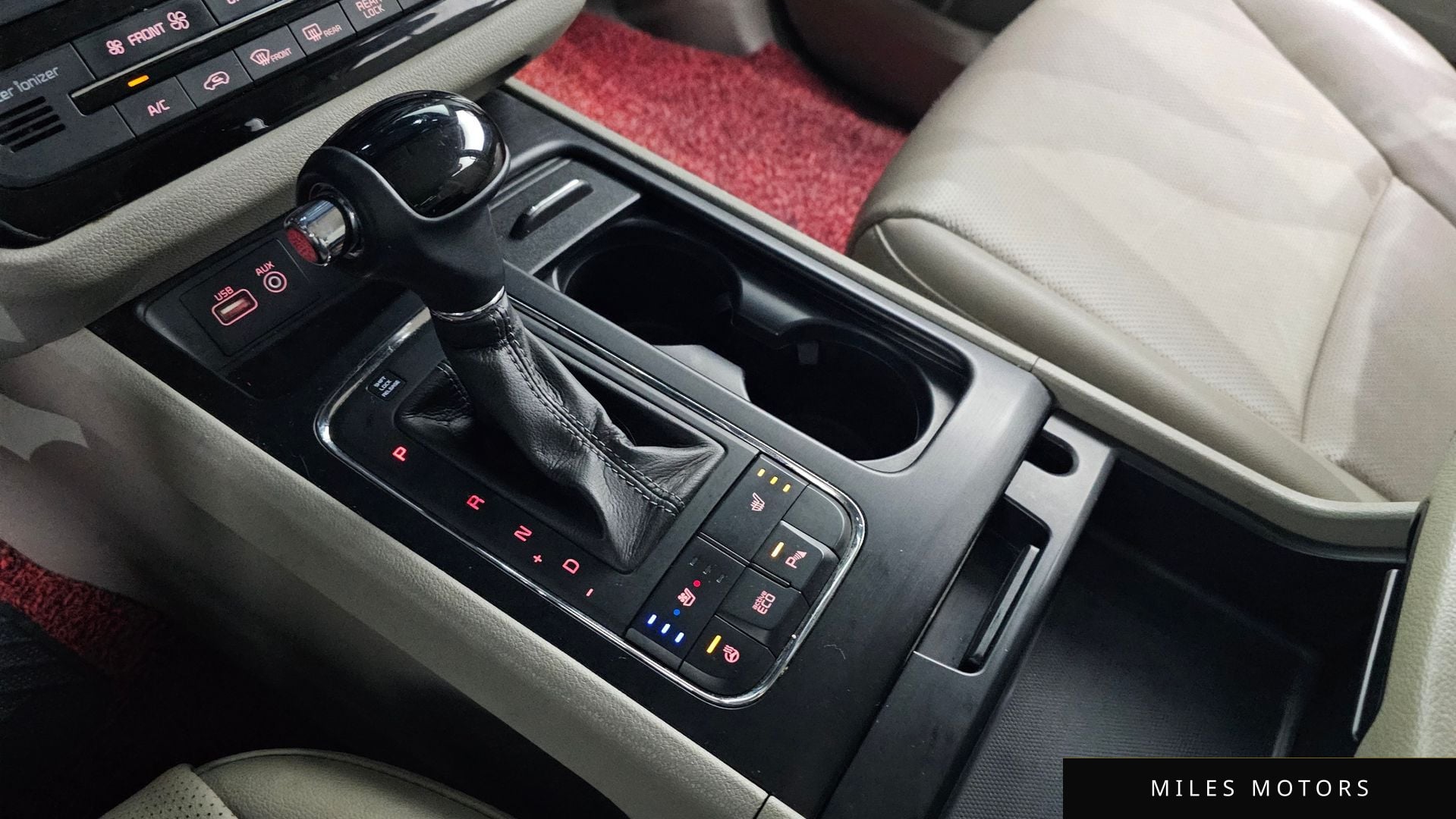 Kia Canival 2016 — миниатюра 12