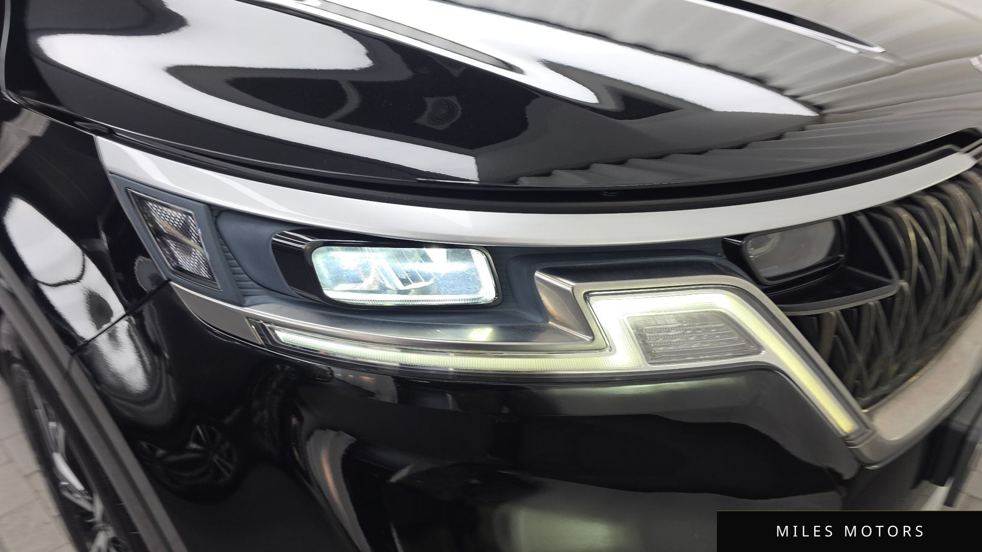 Kia Carnival 2023 — миниатюра 8